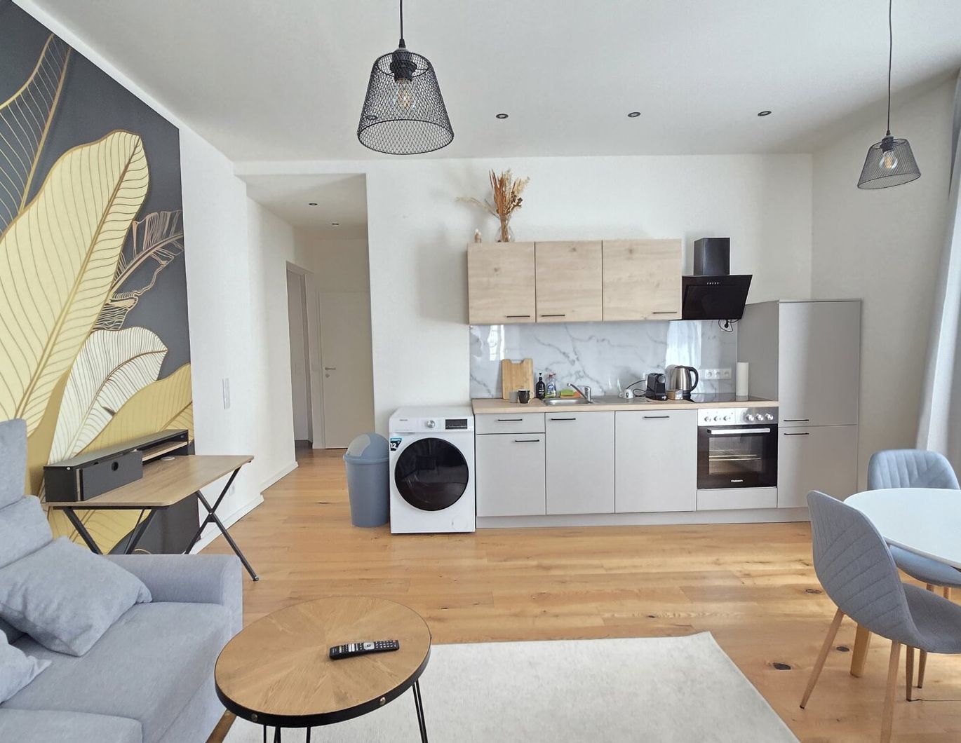 Neusanierte 2 Zimmerwohnung