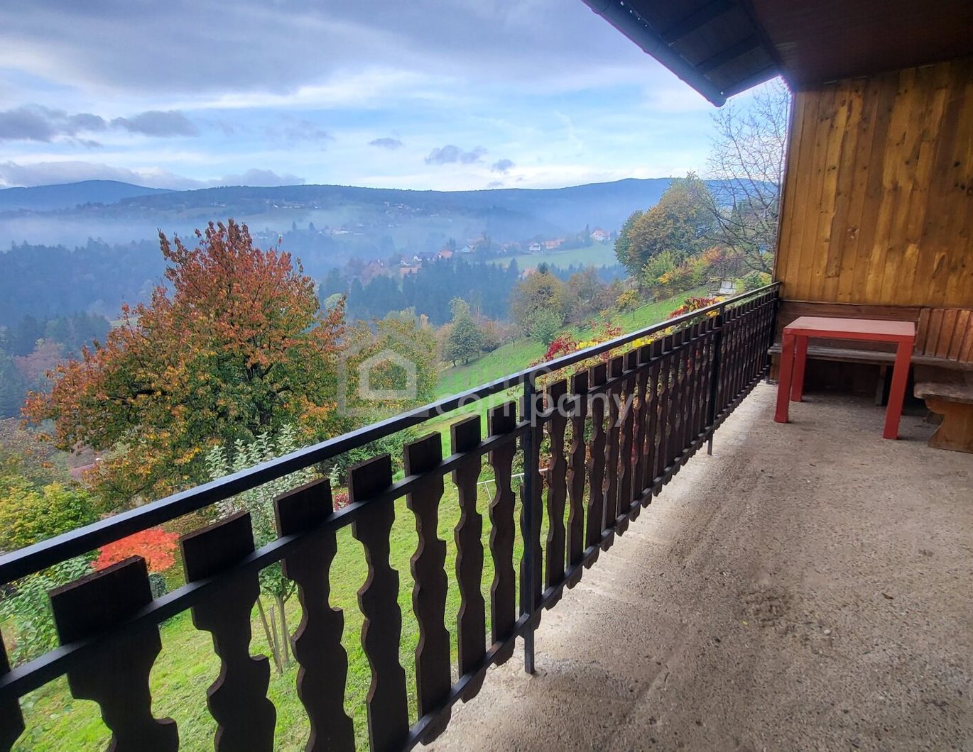 Zwischen Himmel und Hügeln - Panoramablick bis nach Slowenien