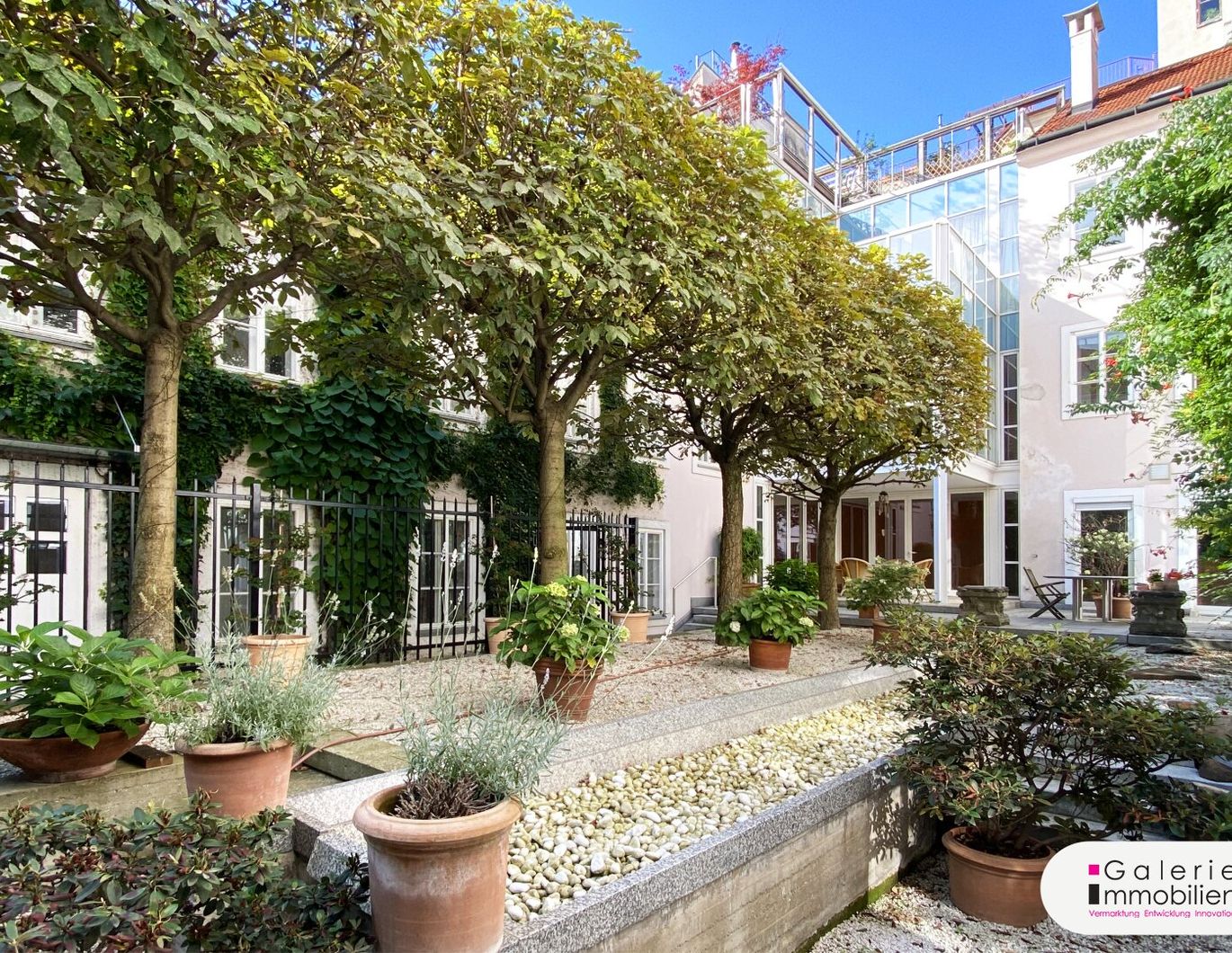 Herrschaftliches Anwesen bei der Mariahilfer Straße