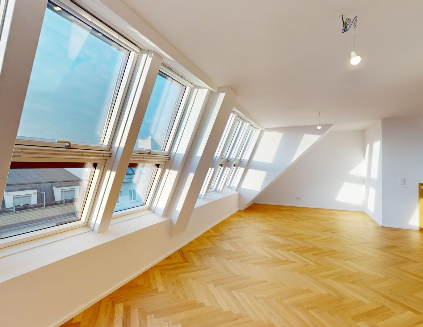 Frühjahrsaktion I Dachausbau I 4 Zimmer I Terrasse