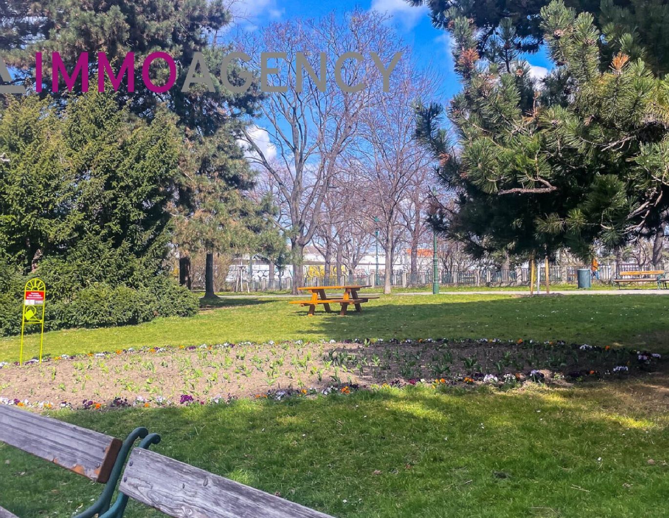 Sehr nette Altbau Garcionniere Nähe Waldmüllerpark