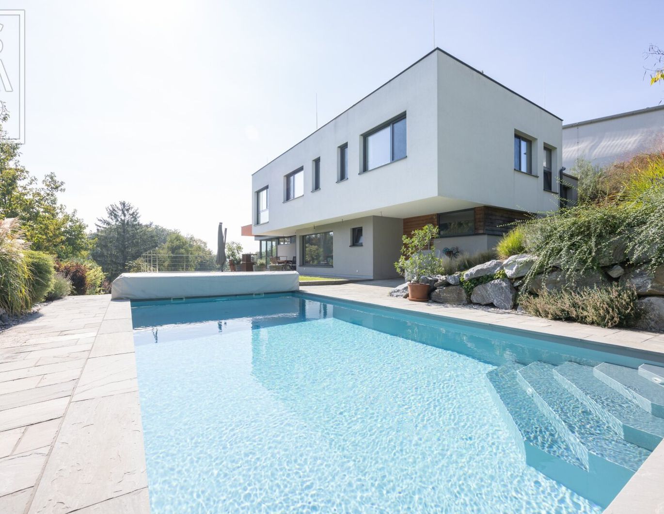 Einfamilienhaus mit modernster Technik und beheizbarem Pool