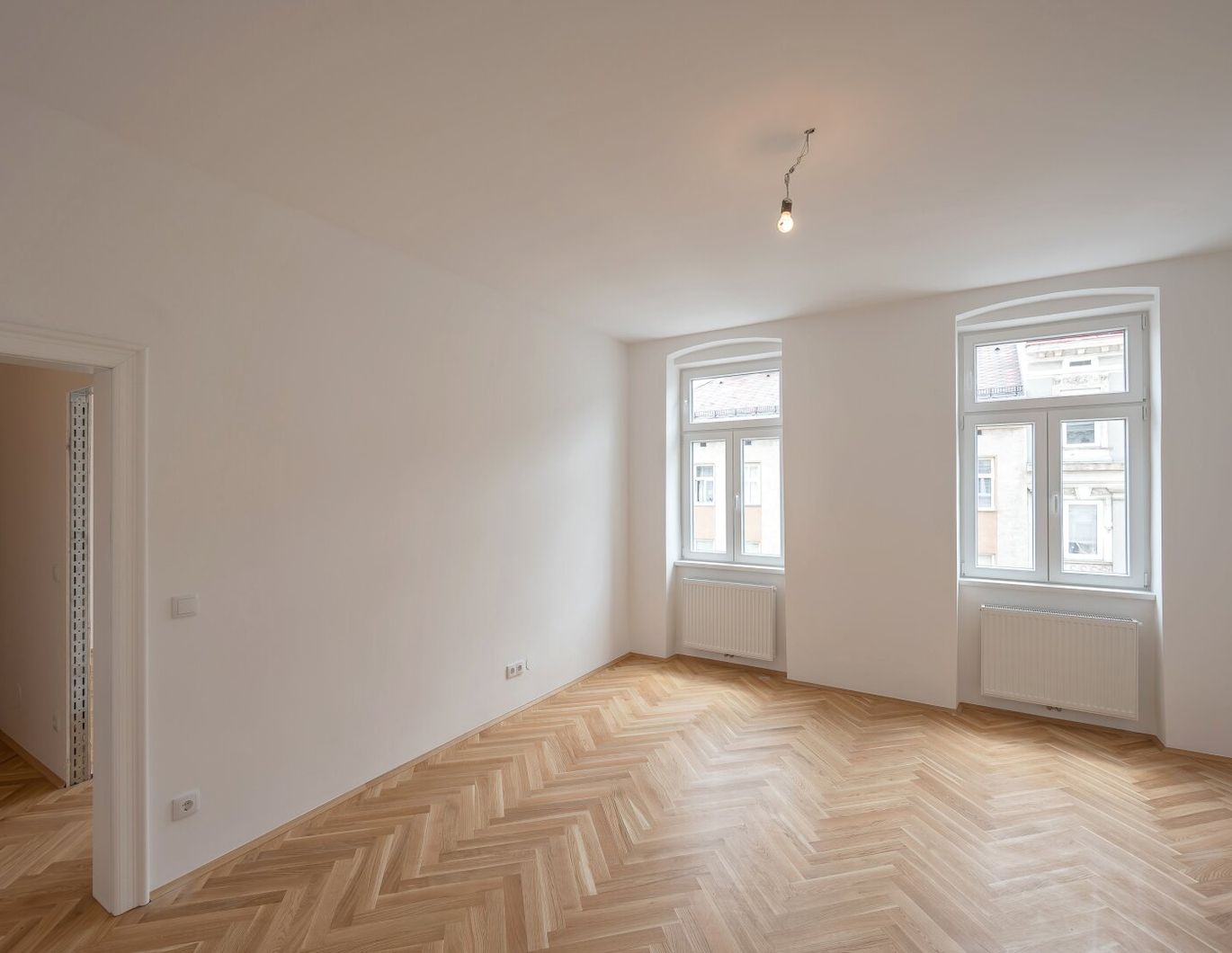 ++NEU++ Generalsanierter 2-Zimmer Altbau-ERSTBEZUG! optimaler Grundriss!!!