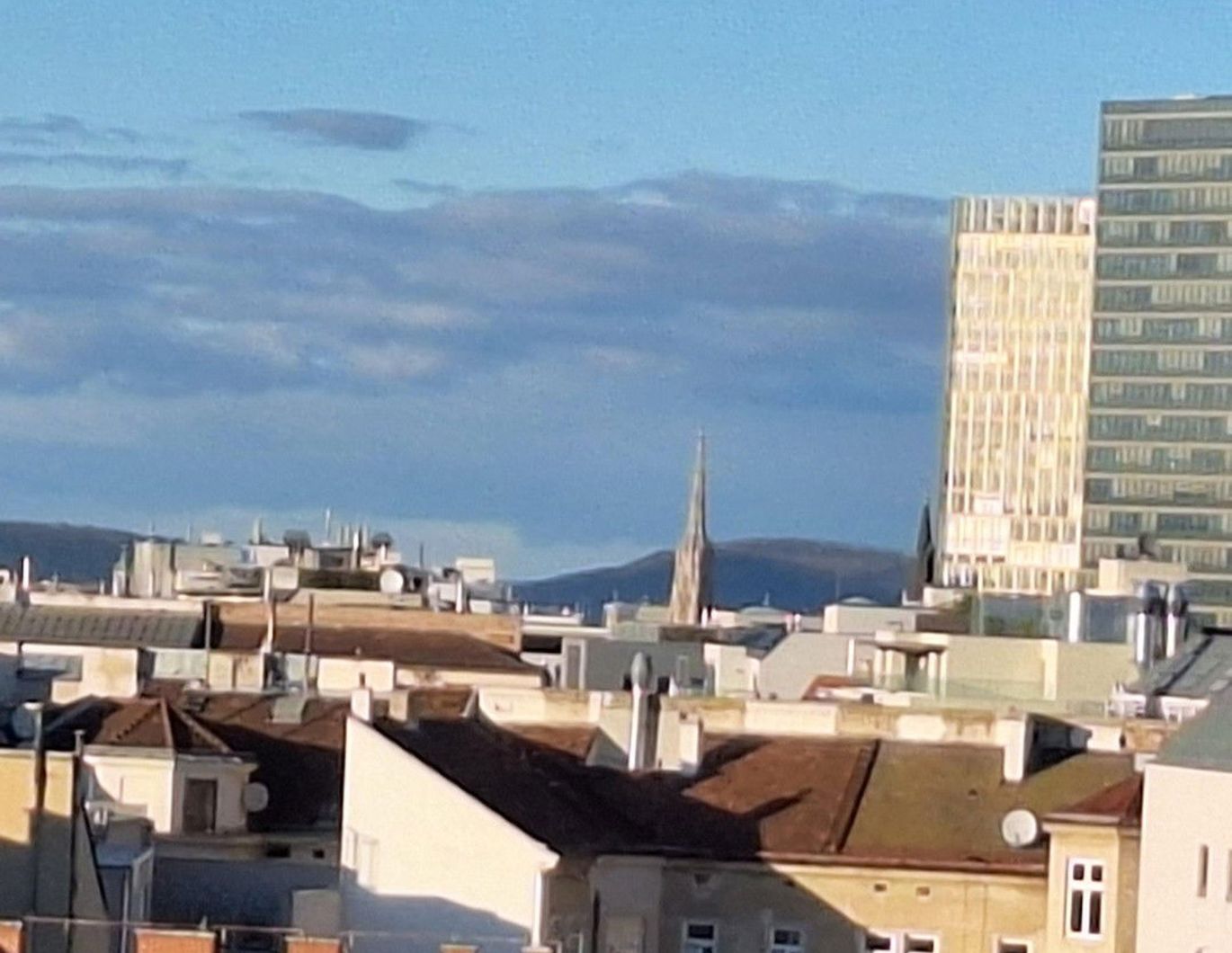 Freier Himmel mit Blick auf den Stephansdom mit 20m2 Terrasse
