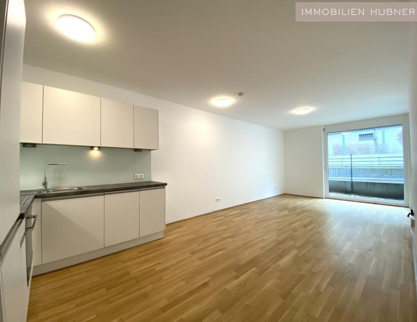 Moderne Terrassenwohnung mit kl. Garten - U6 Nähe!!