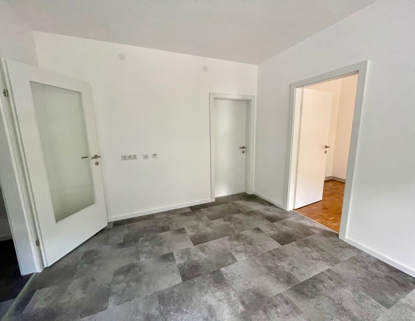 Erstbezug nach Generalsanierung - 2 Zimmer