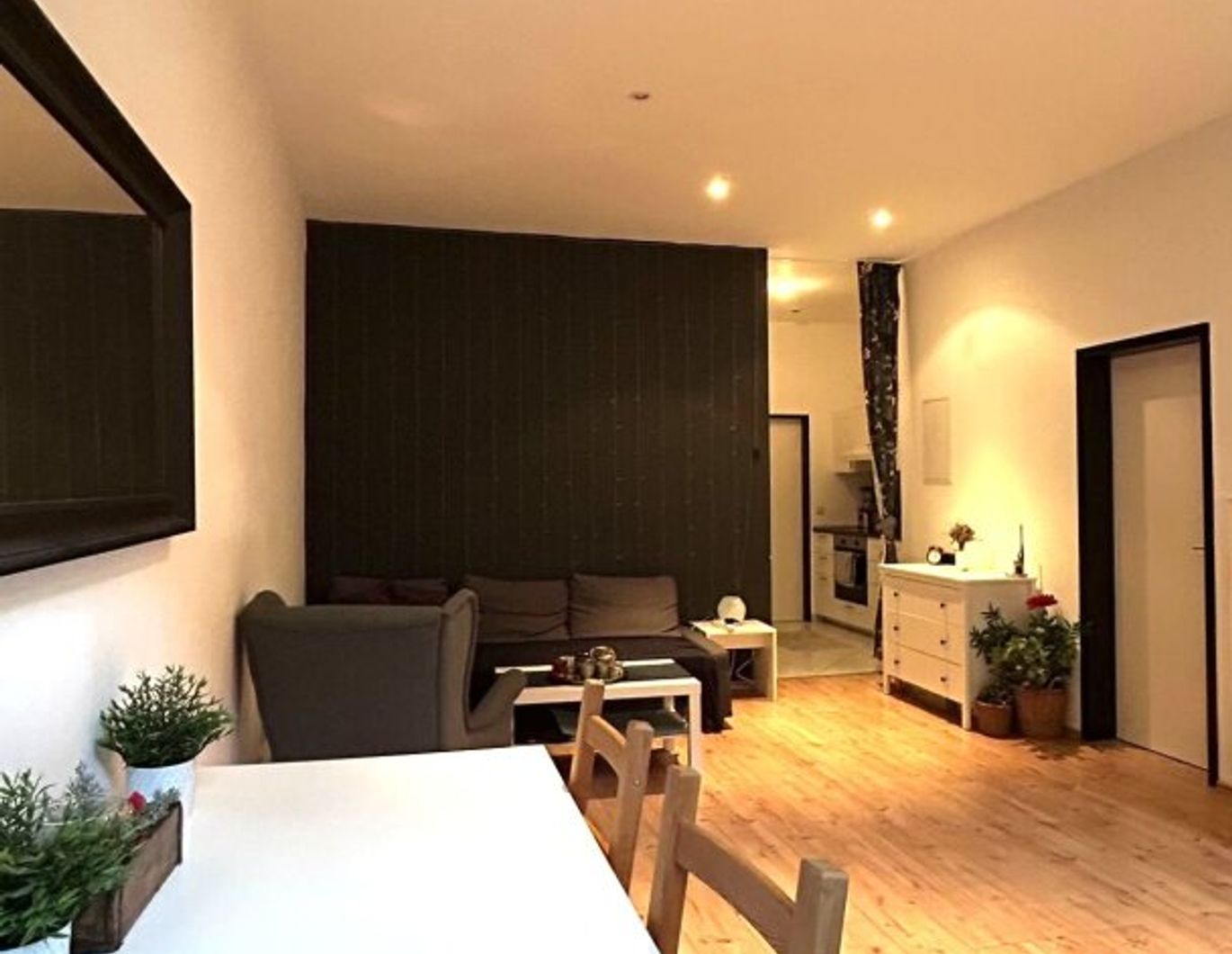 Tolle 2-Zimmer Altbauwohnung als TOP-Starterwohnung - mit großem Potenzial und hohen Räumen!