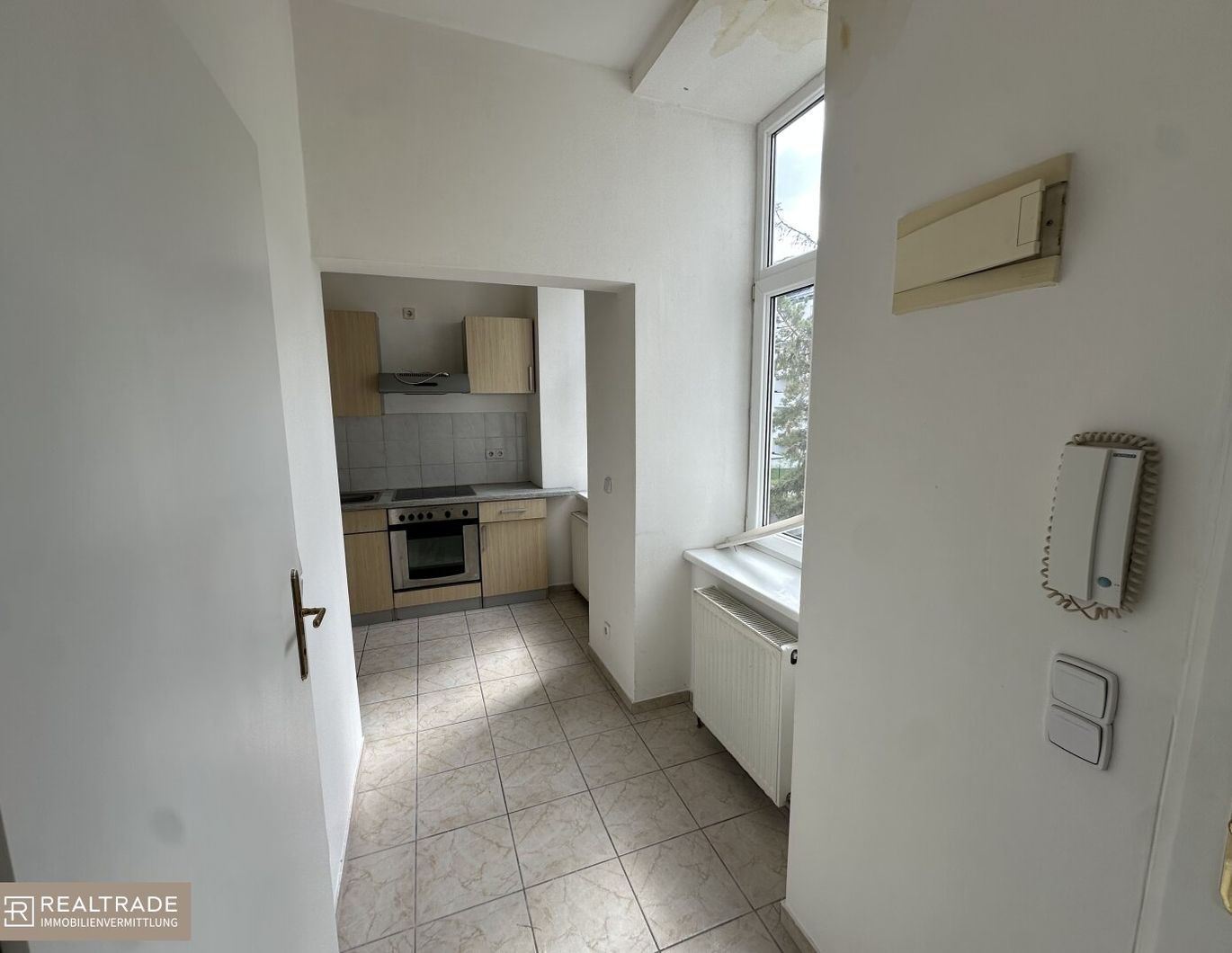 Unsanierte 1-Zimmer-Wohnung nähe Quellenstraße / Neilreichgasse!