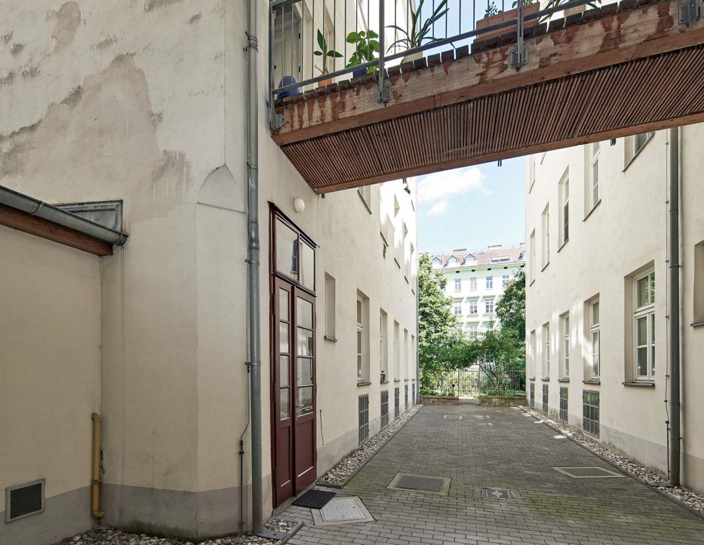 Garten-/Hofseitige 2 Zimmer-Wohnung - befristet vermietet 14.03.2026