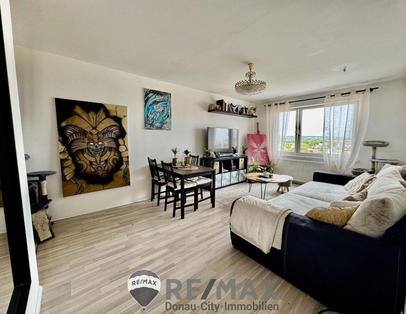 ''3 Zimmer mit Fernblick - wohnen über den Dächern der Stadt!''