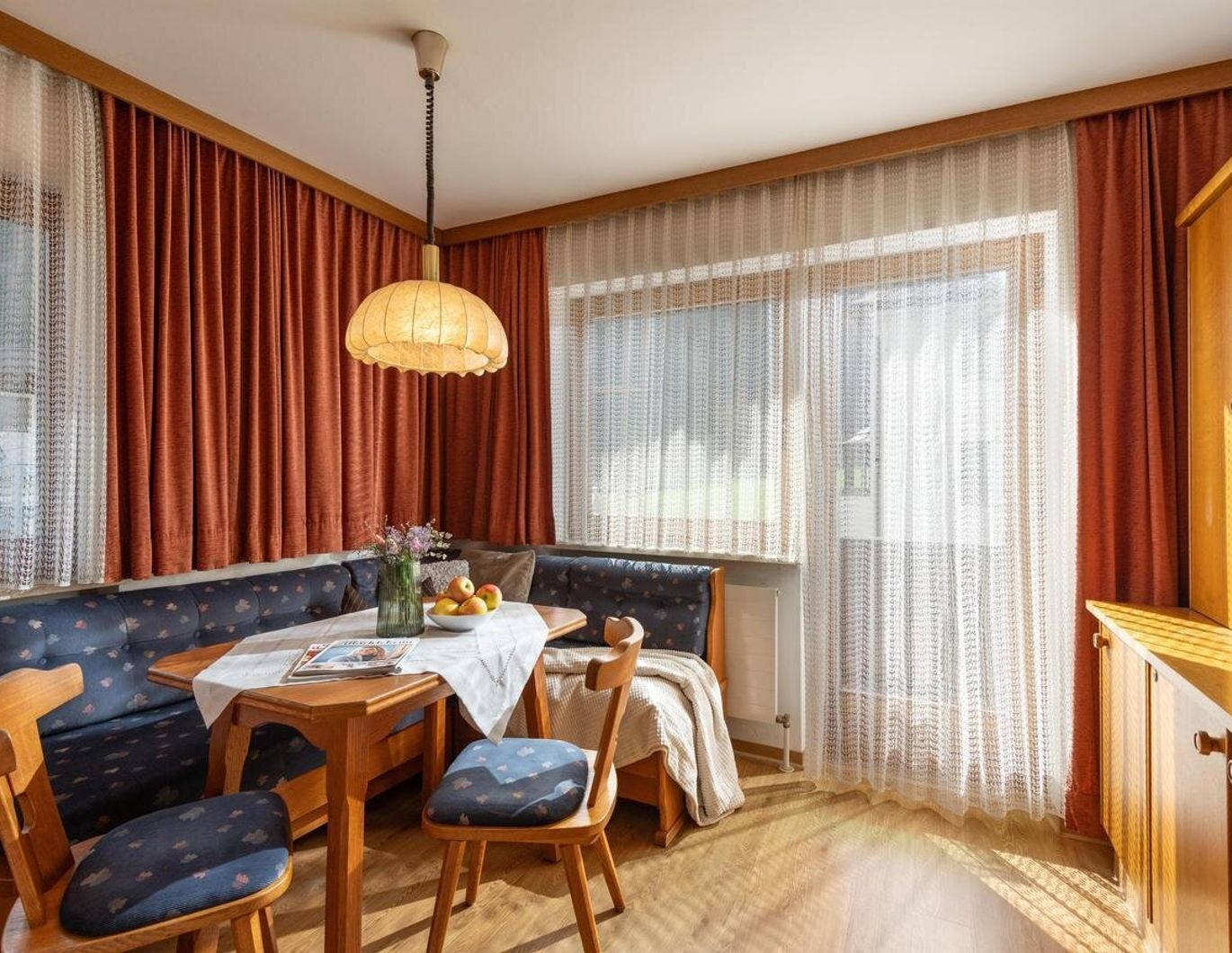 Zentrale 2-Zimmer-Wohnung mit Westbalkon und Stellplatz in Mayrhofen