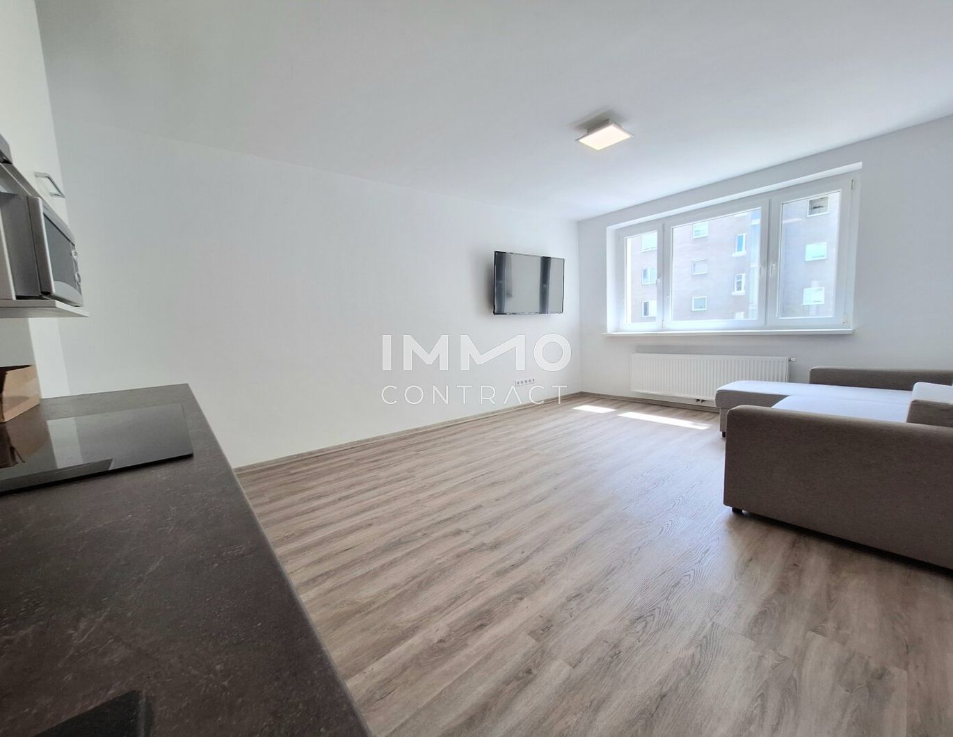 Geräumige, sanierte 4-Zimmer-Wohnung in ruhiger Lage - Nähe Bahnhof Floridsdorf