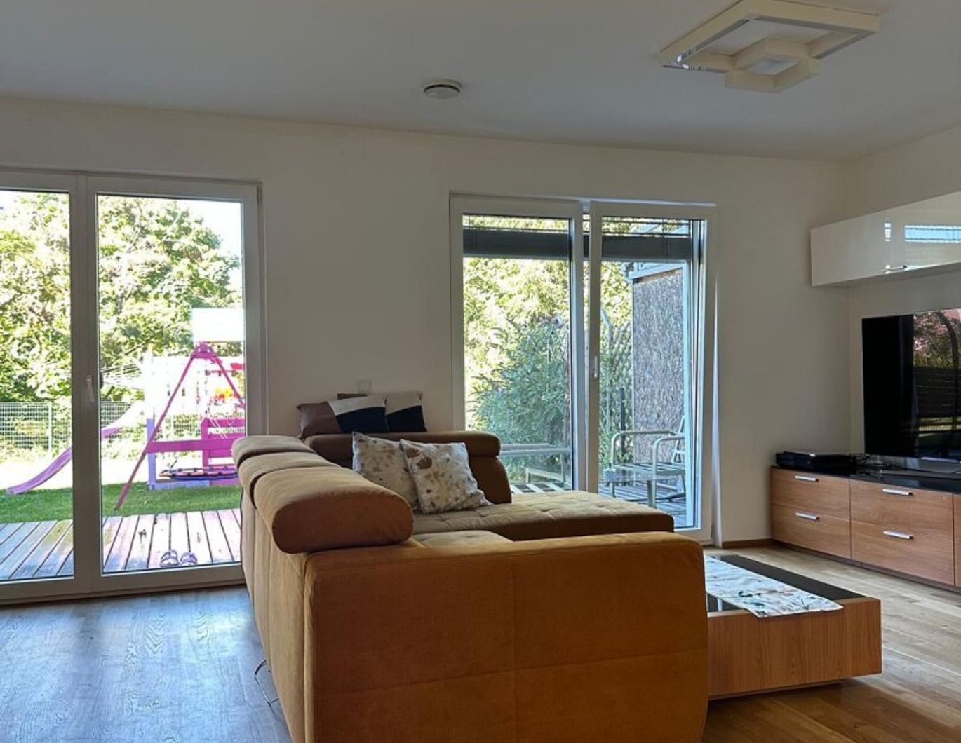 Traumhafte Doppelhaushälfte in Ried im Innkreis