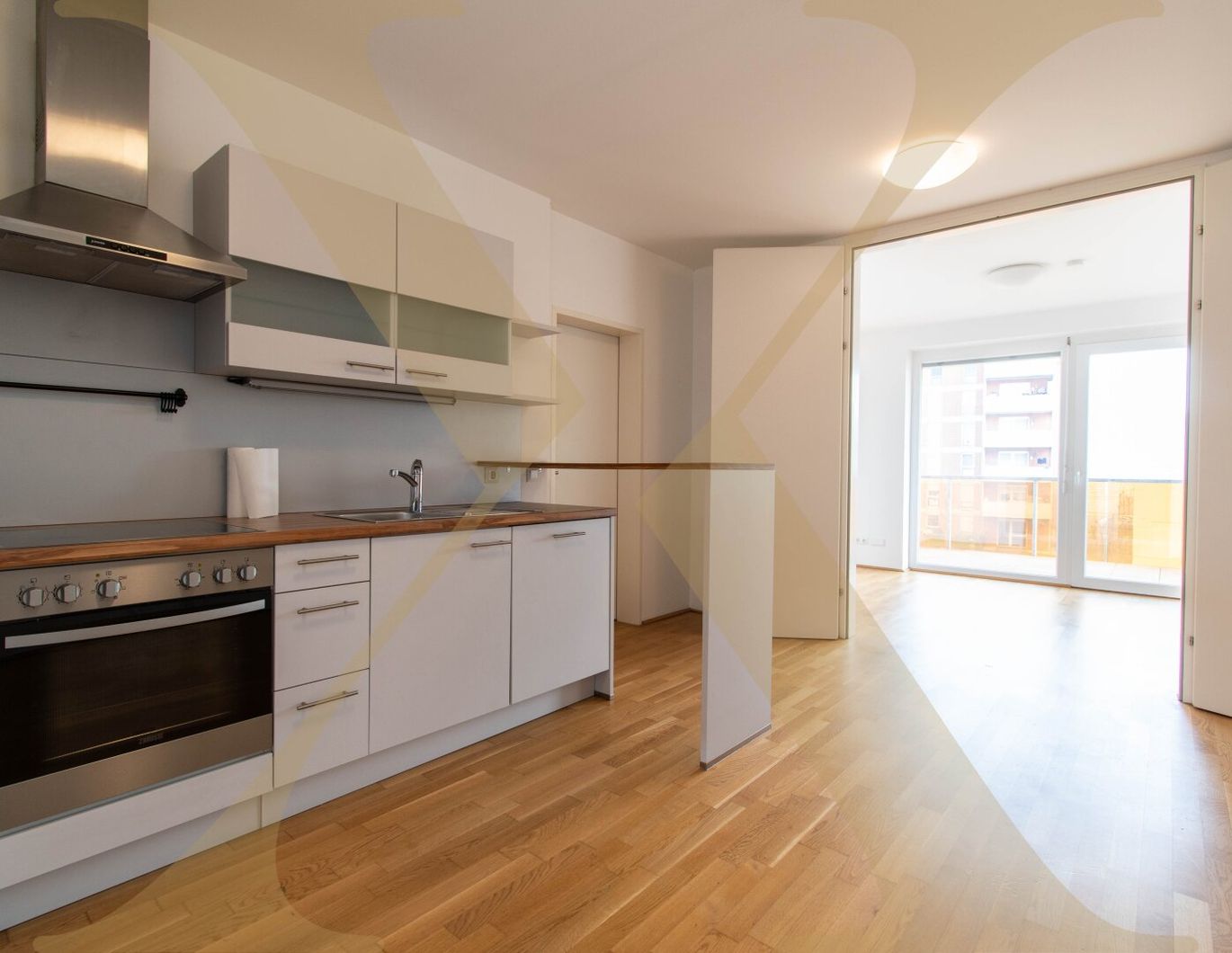 Lichtdurchflutete 4-Zimmer-Wohnung samt moderner Einbauküche und großzügigem Balkon in Linz zu vermieten!