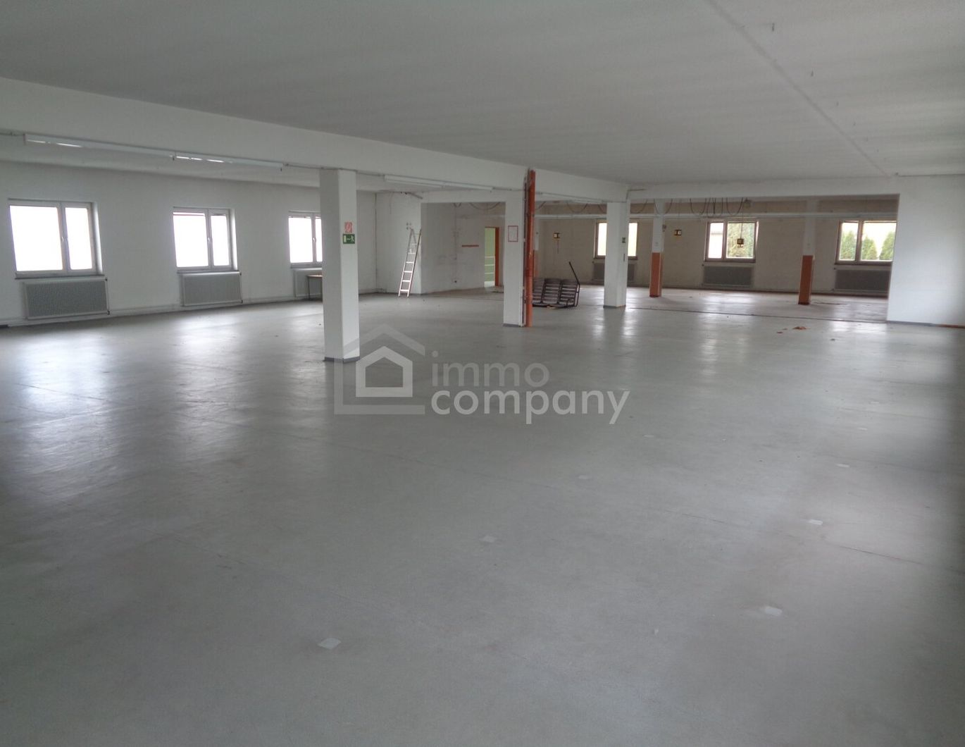 Neuer Preis!!! Interessantes Anlageobjekt für Firmensitz oder ca. 18 Wohneinheiten! ...und weitere 1312m² Freifläche/ Baugrund für zB. Reihenhäuser um Euro 158.000!!!