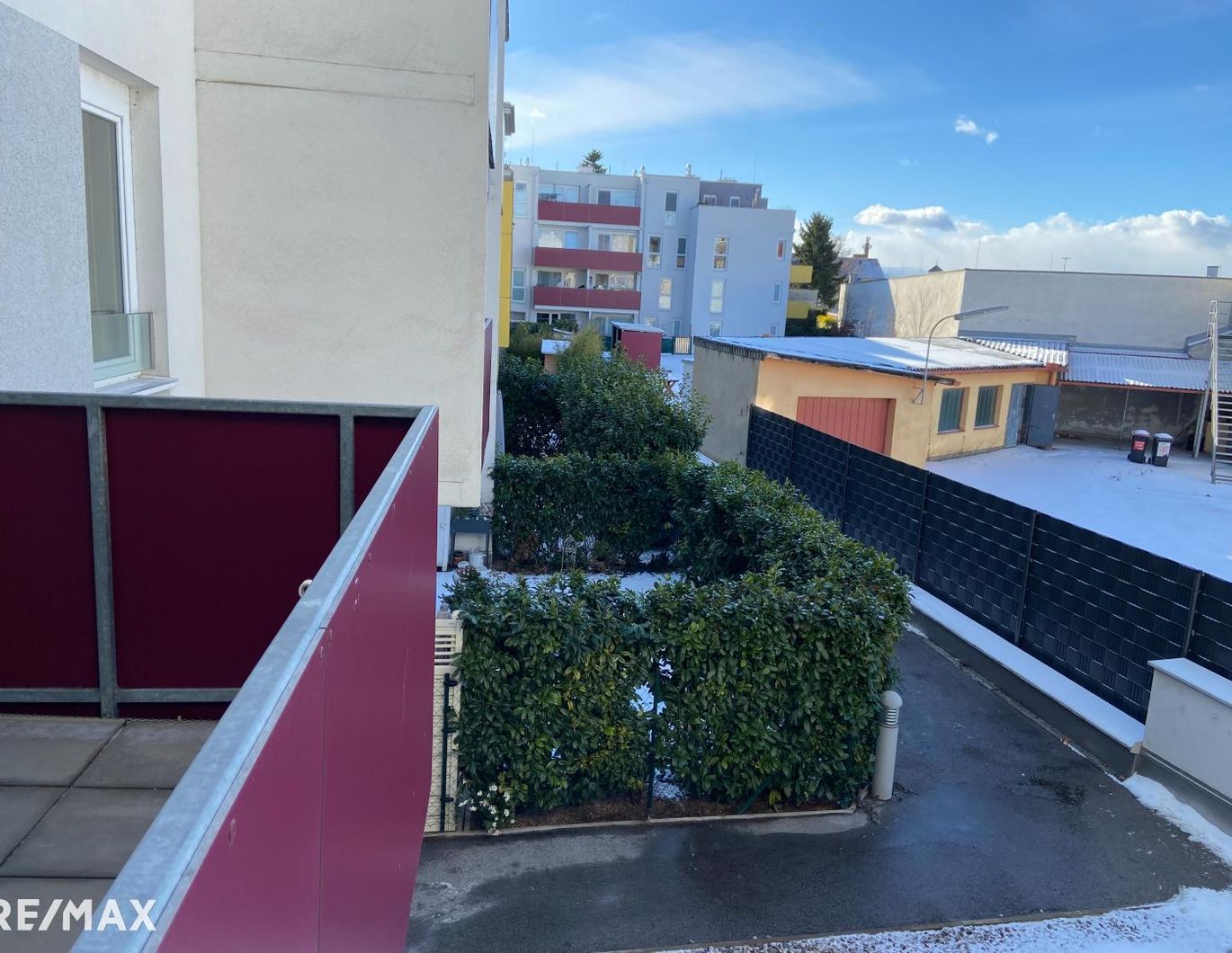 Schöne, helle 2-Zimmer-Genossenschaftswohnung mit Tiefgaragenplatz!