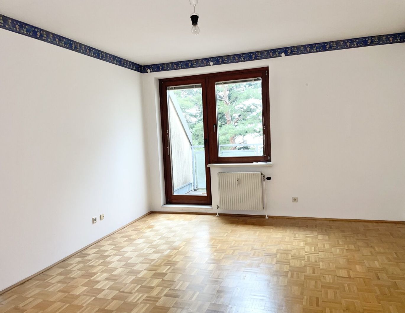 PROVISIONSFREI VOM EIGENTÜMER! 2-ZIMMER-WOHNUNG MIT TERRASSE IN ATZGERSDORF!