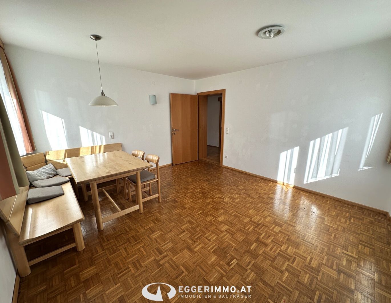5700 Zell am See: Imbachhornstrasse; gepflegte, sonnige, helle 3 Zimmerwohnung 80m² zu verkaufen !