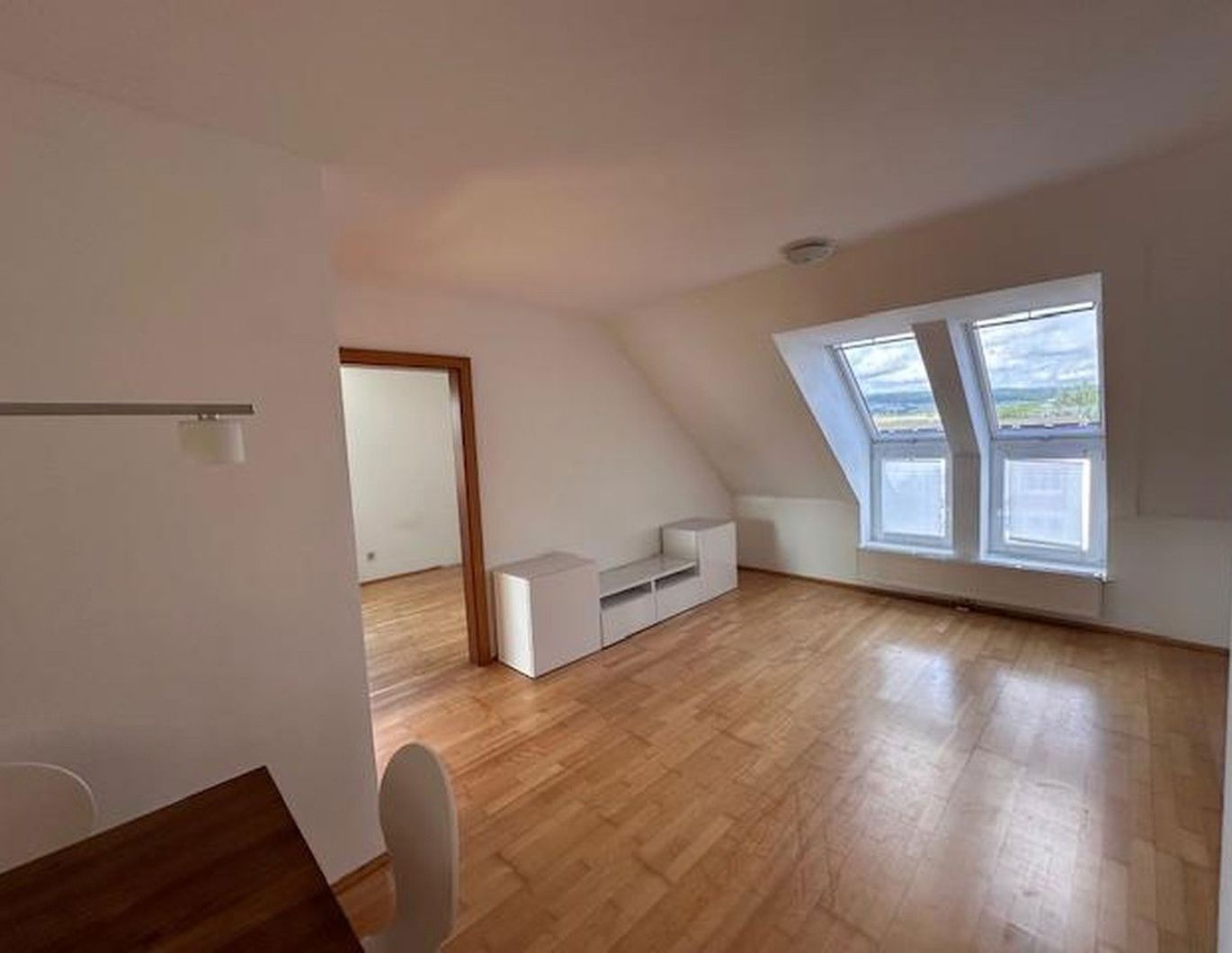 lichtdurflutete Dachgeschoßwohnung