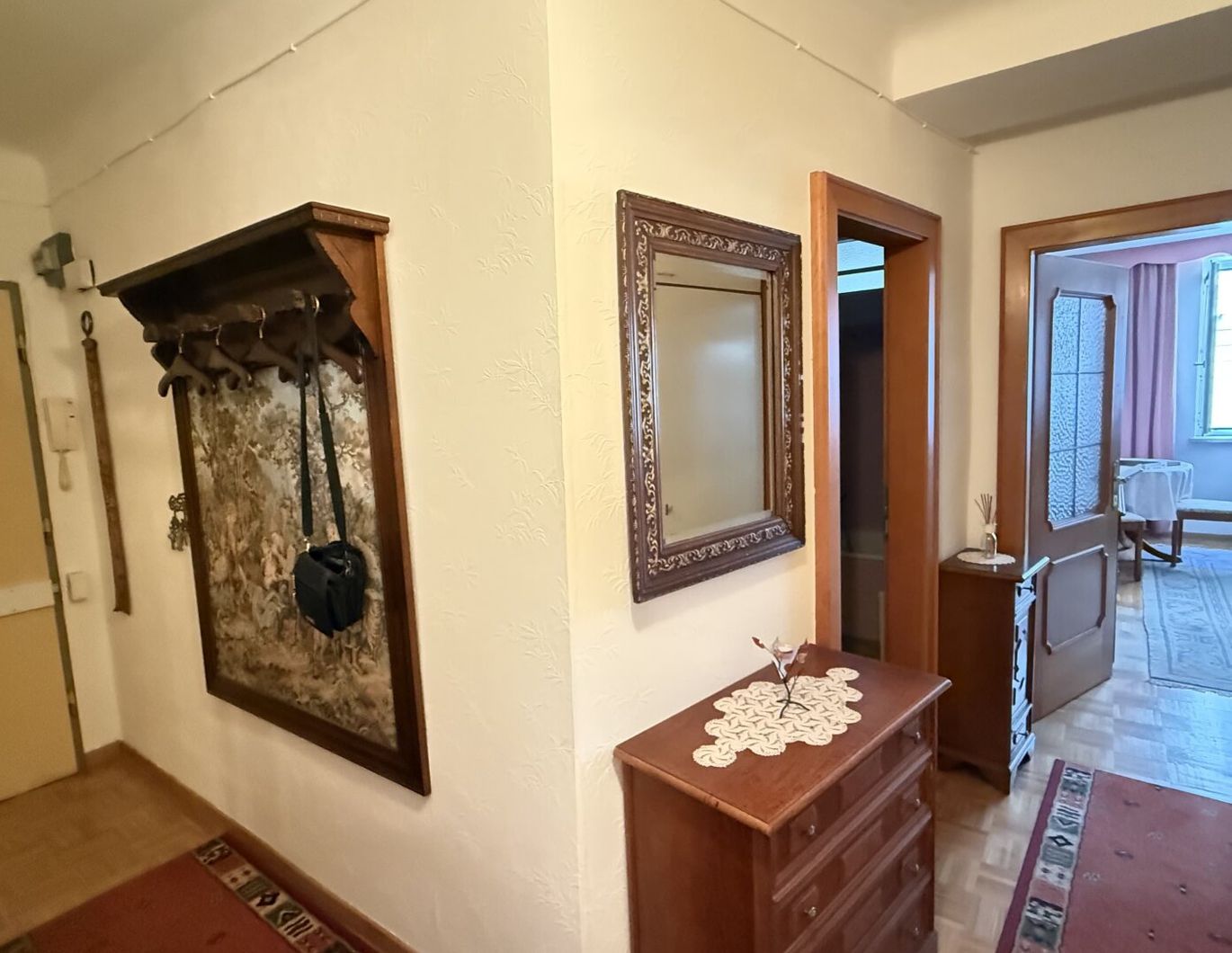 RETRO-Wohnung nahe der U3-Stationen Kardinal Nagl Platz / Schlachthausgasse!