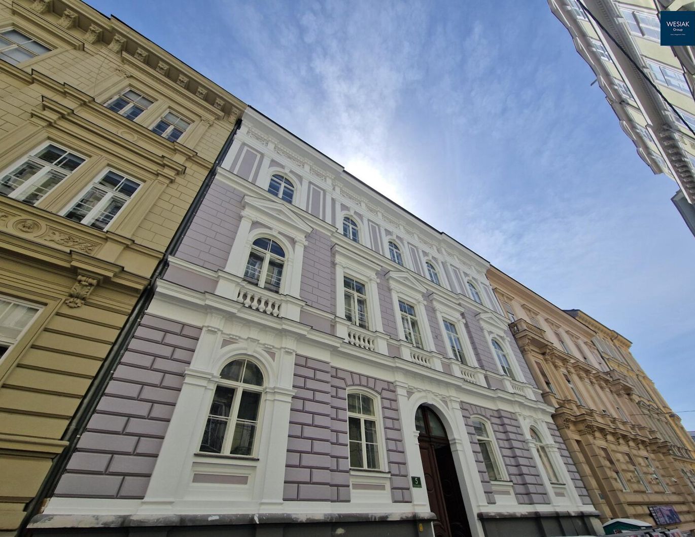 Neu sanierte Wohnung mit Charme: Moderne 3-Zimmer-Wohnung in zentraler Lage mit Balkon und hochwertiger Ausstattung