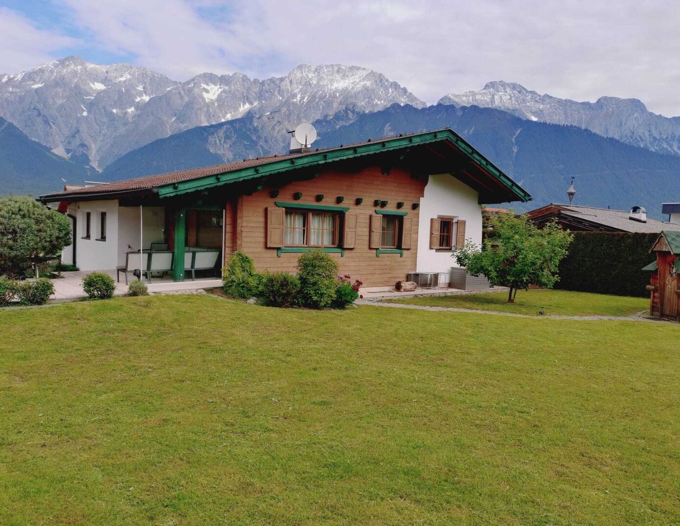 Ferienhaus auf 800m2 Baugrund für alle EU Bürger
