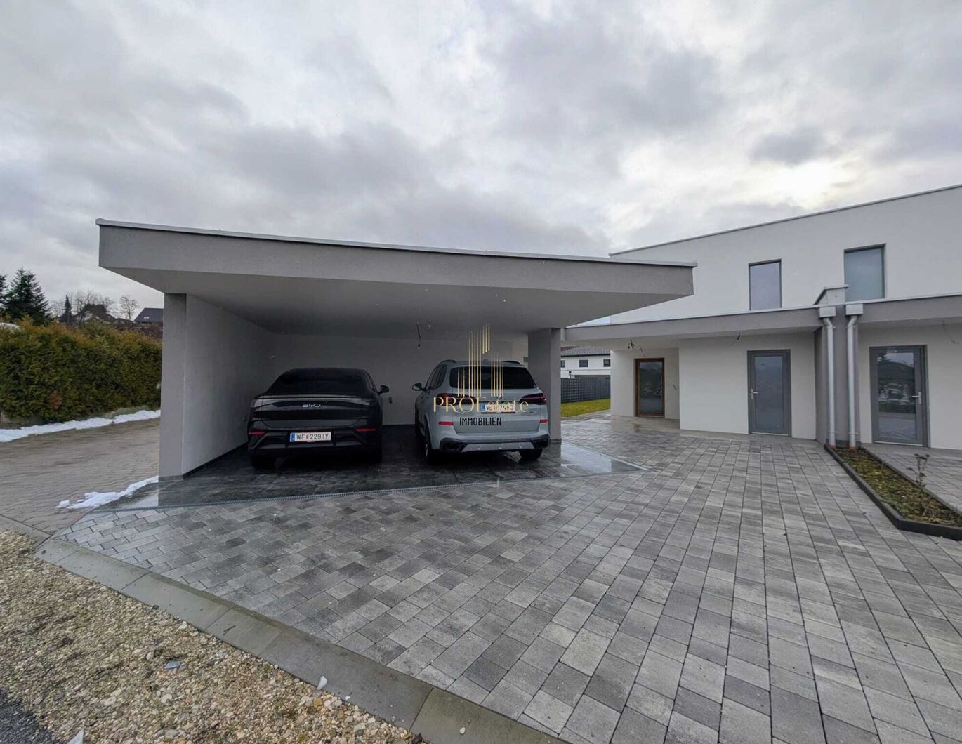 Einladende Doppelhaushälfte mit Garten und Terrasse in Stadl-Paura - Ihr Erstbezug!