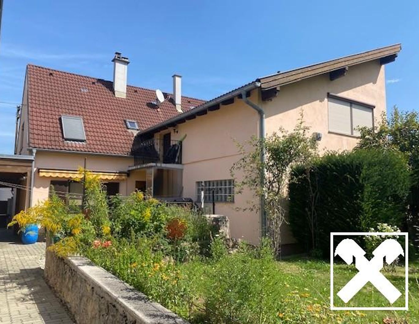 Familienwohnsitz inkl Baulandreserve! Grünoase mit Nebengebäude!