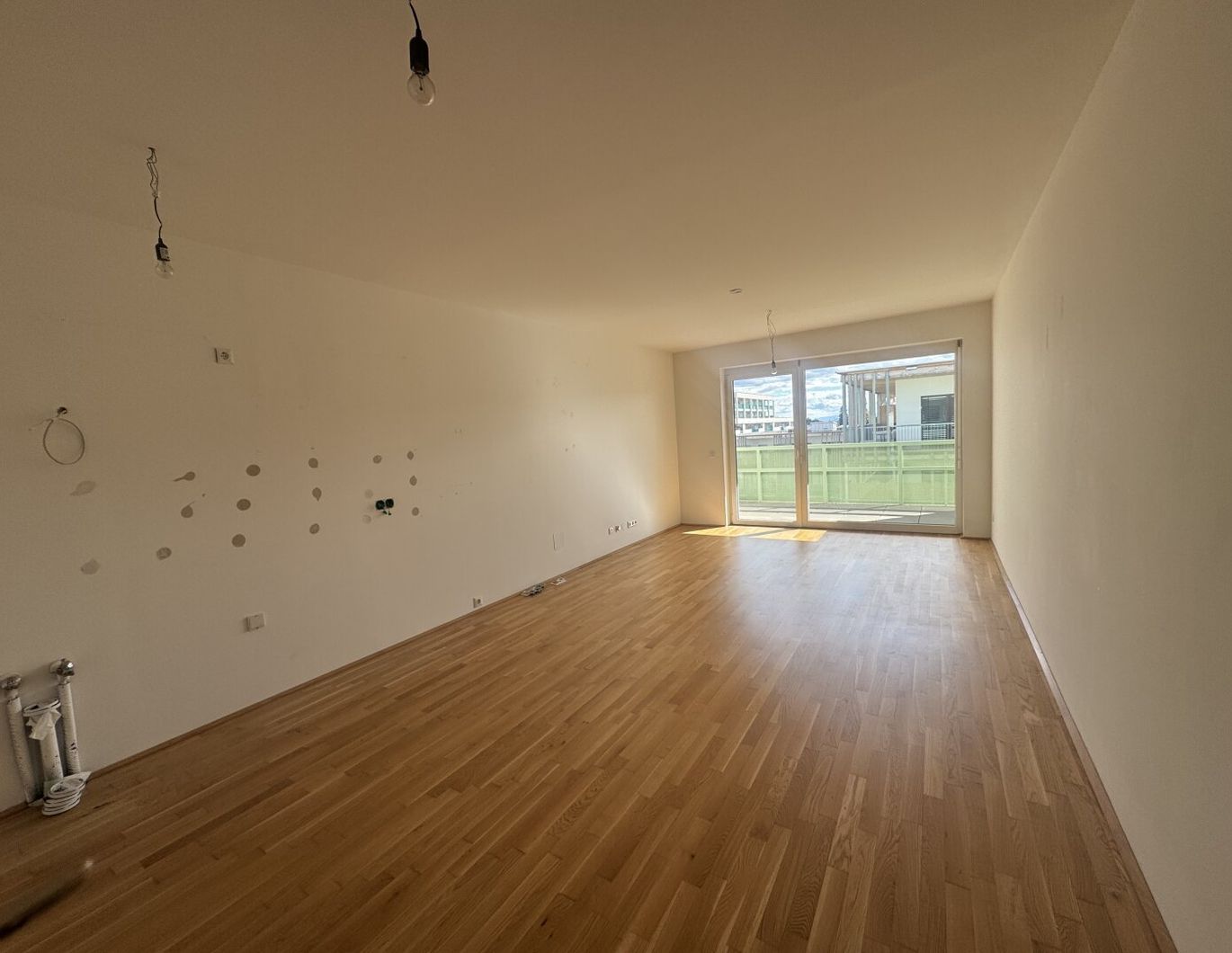 Neuwertige 3 Zimmer Genossenschaftswohnung mit 2 Balkonen - unbefristeter Mietvertrag