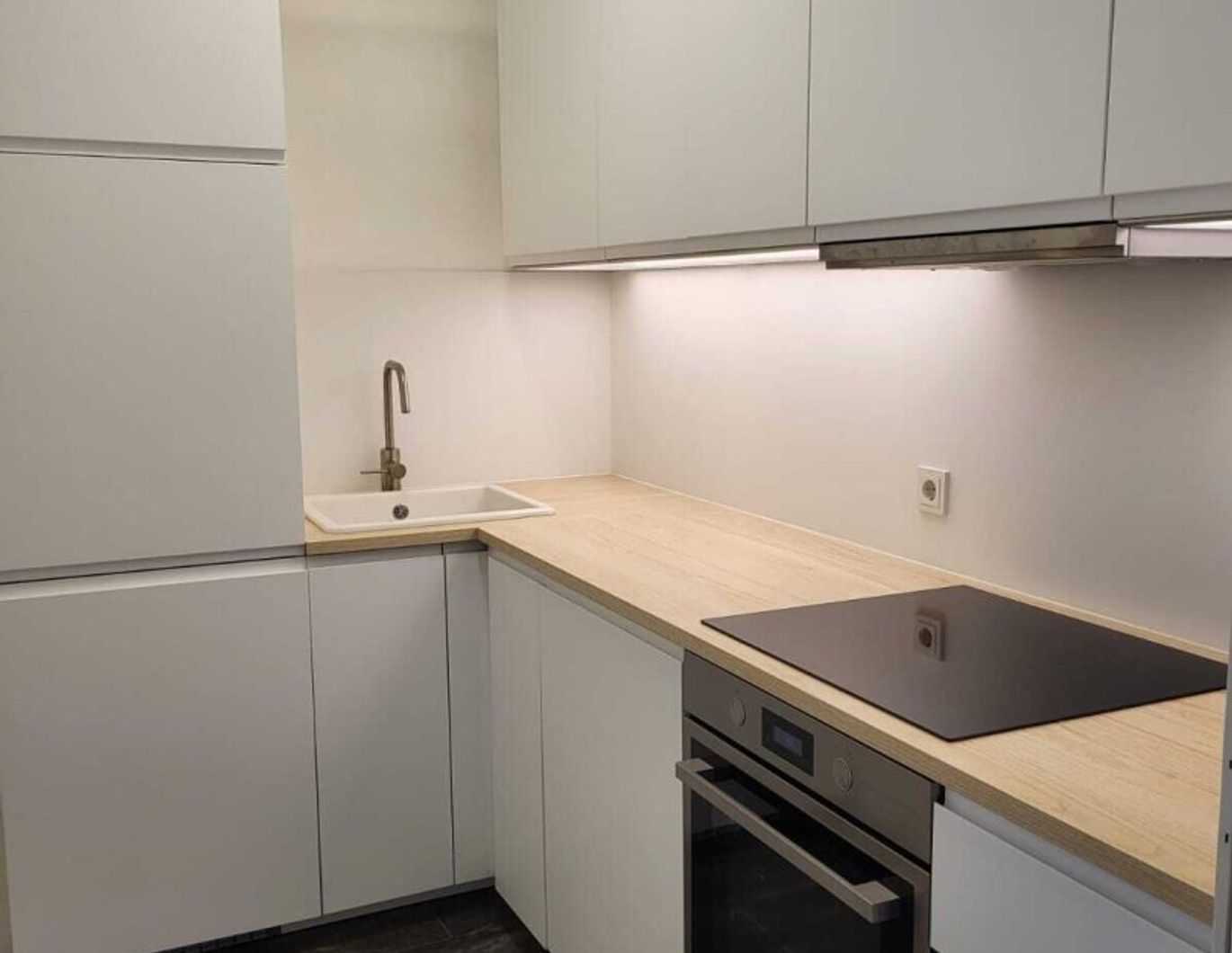 Vermietete Anlegerwohnung in zentraler Lage im Stockhofviertel Top 04
