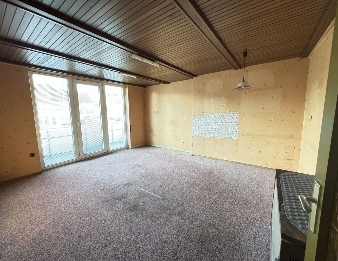 *Sanierungsbedürftiger Singlehit mit Loggia im Herzen von Brigittenau* Ab sofort verfügbar*