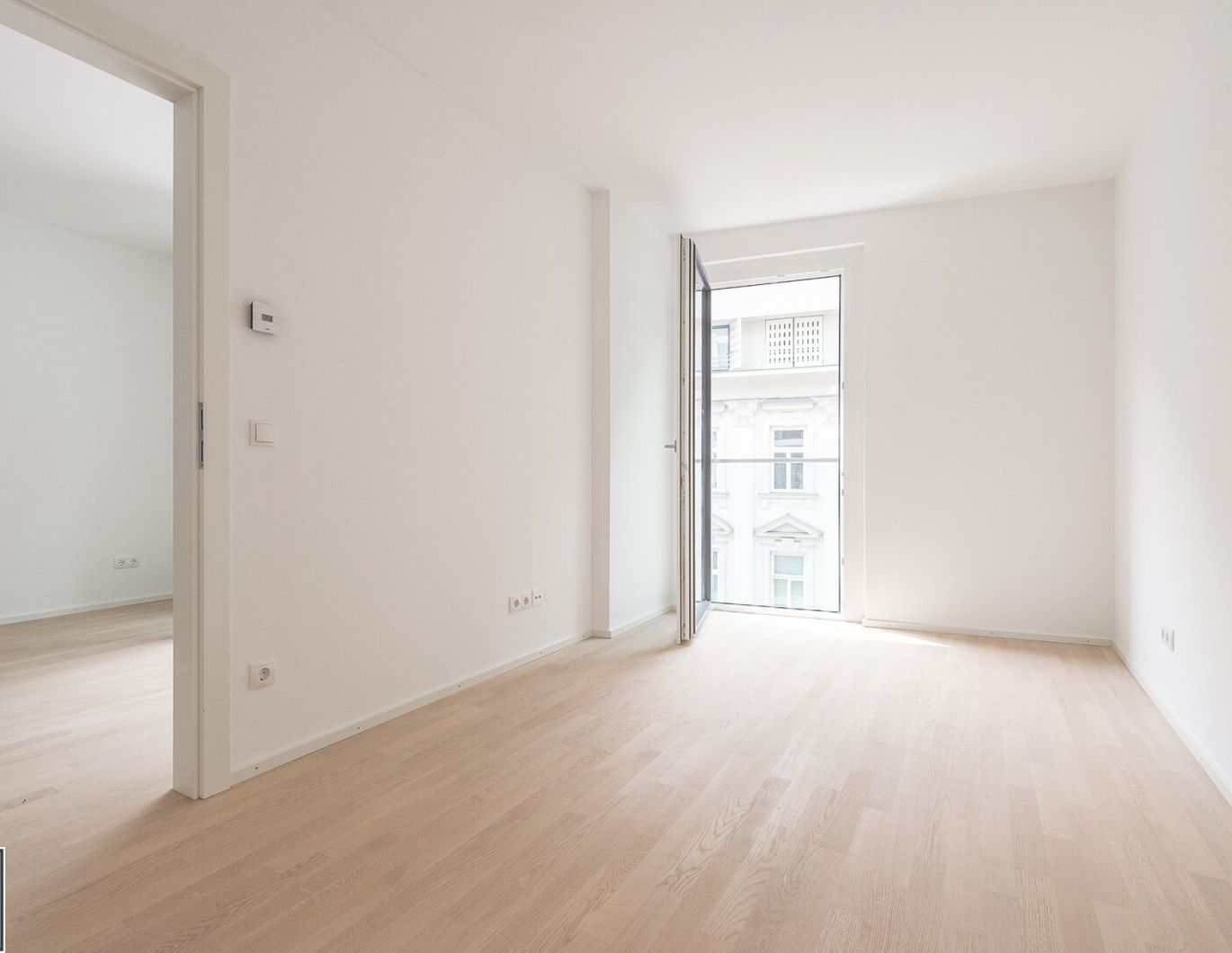 Ab 01.3.26 moderne 2-Zimmer-Wohnung mit Loggia in top Lage - Kaiserstr. 82! **Videobesichtigung**