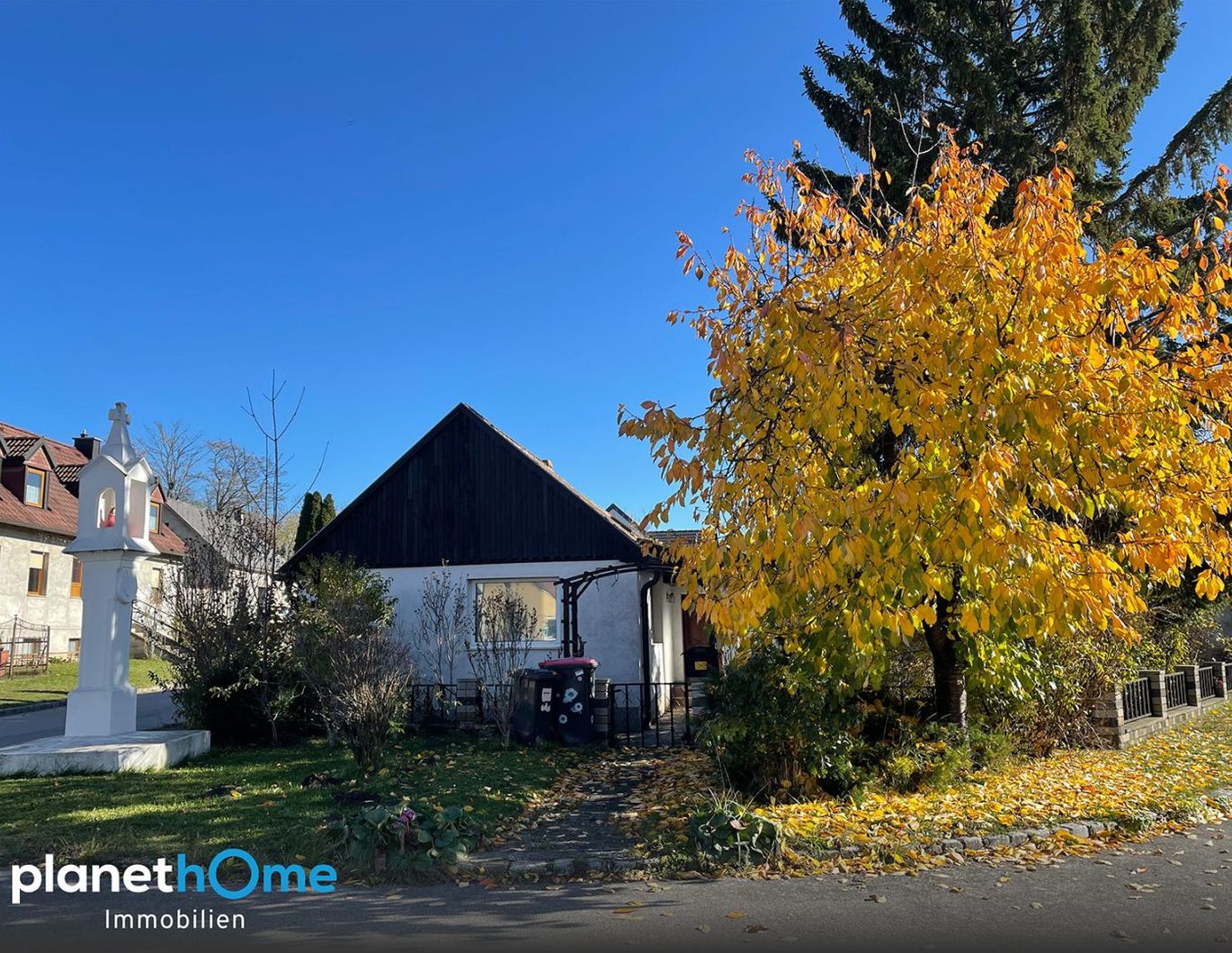 Charmanter Bungalow mit Nebengebäude - Weinkeller und ca. 1.142 m² Acker im idyllischen Weinviertel
