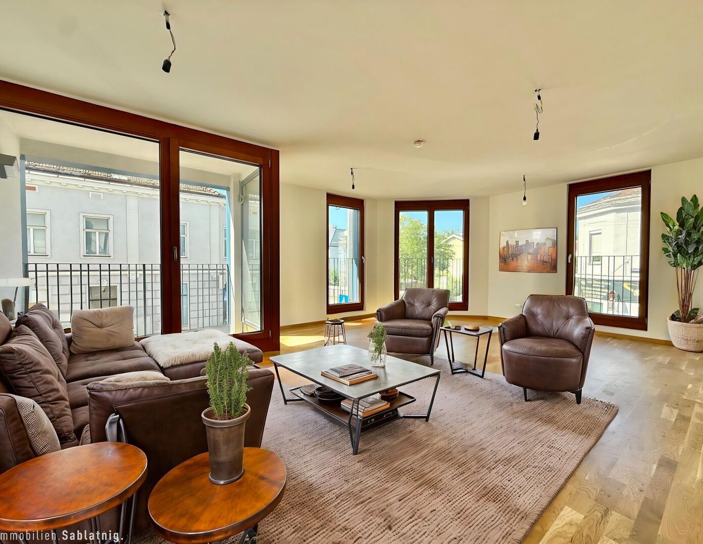 KINSKY LIVING | modernes Neubauprojekt