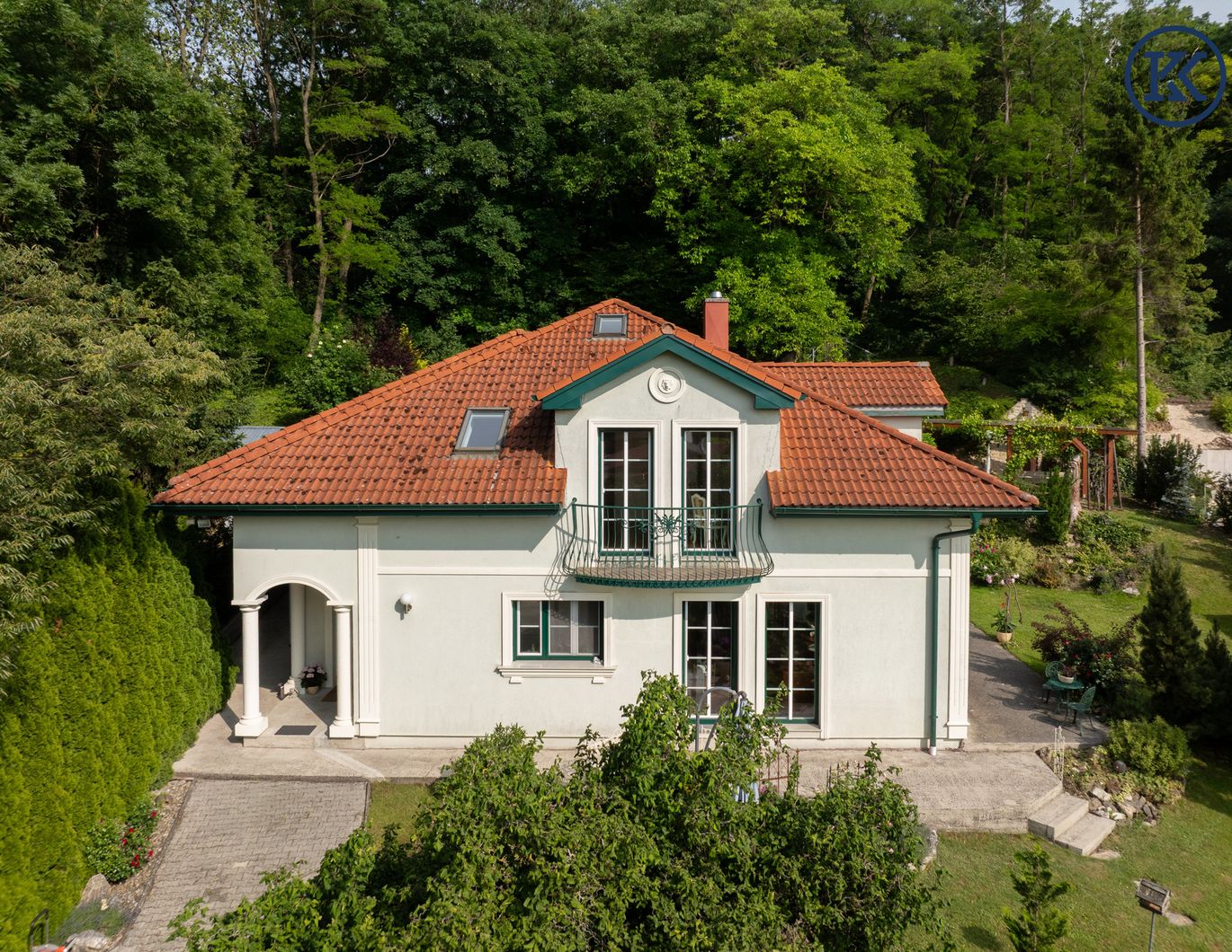 Ihr Zuhause der Ruhe - mit traumhafter Natur und gleichzeitig toller, schneller Anbindung.