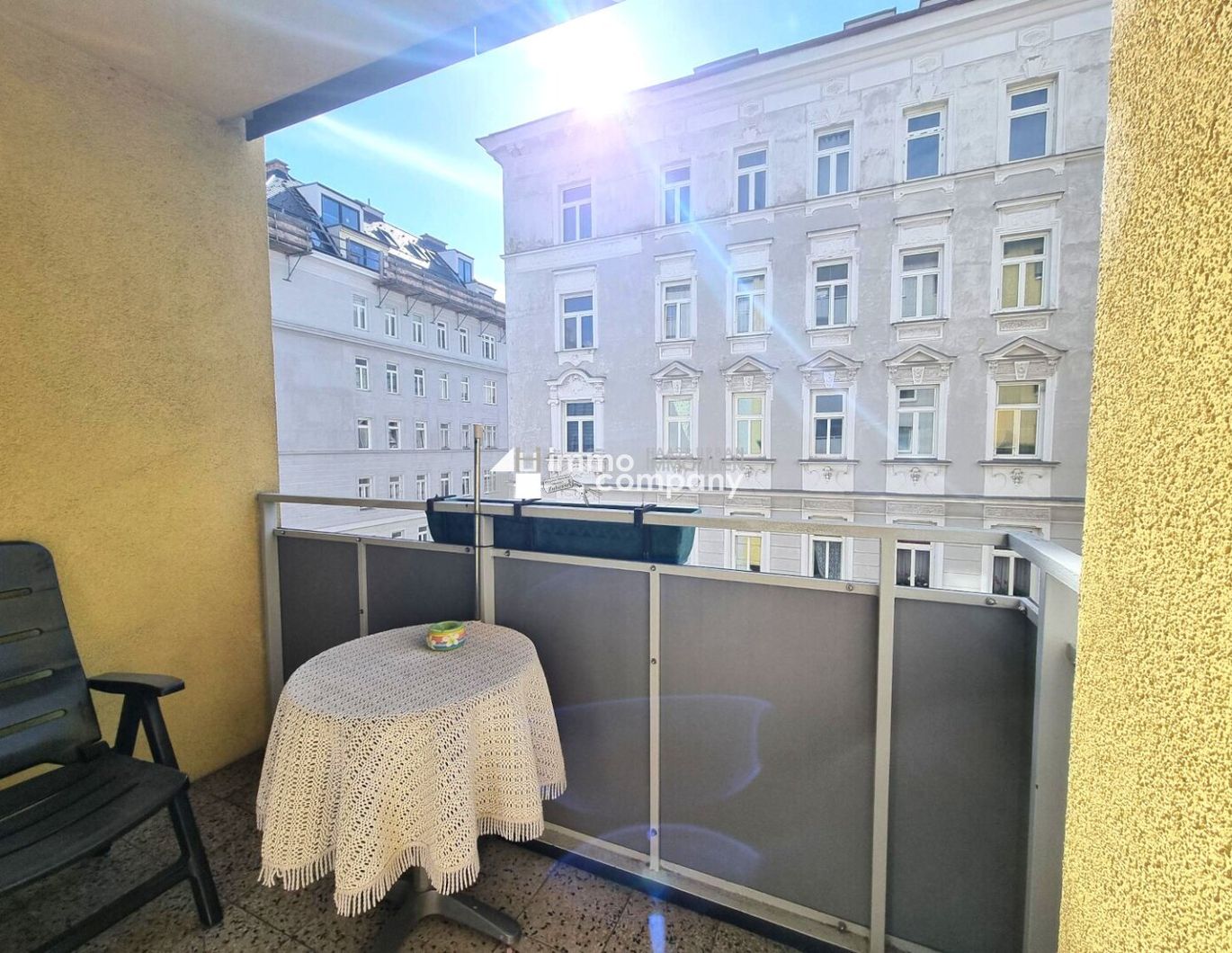 FAMILIENHIT - auch WG geeignet - LICHTDURCHFLUTETE 3-Zimmer-Wohnung mit TOP-Infrastruktur