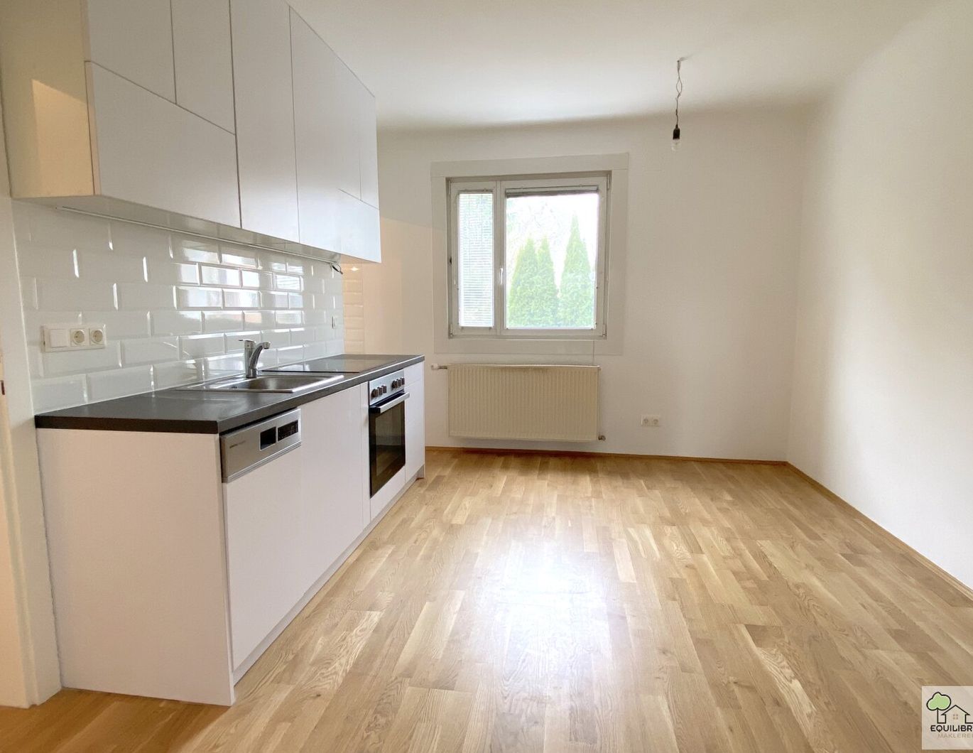 Zentrale 2,5 Zimmer Wohnung mit gutem Grundriss