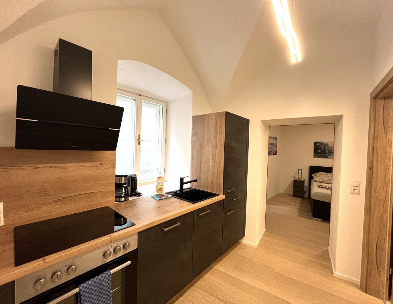 Wunderschöne 3-Zimmerwohnung in kernsaniertem Stadthaus in top Lage