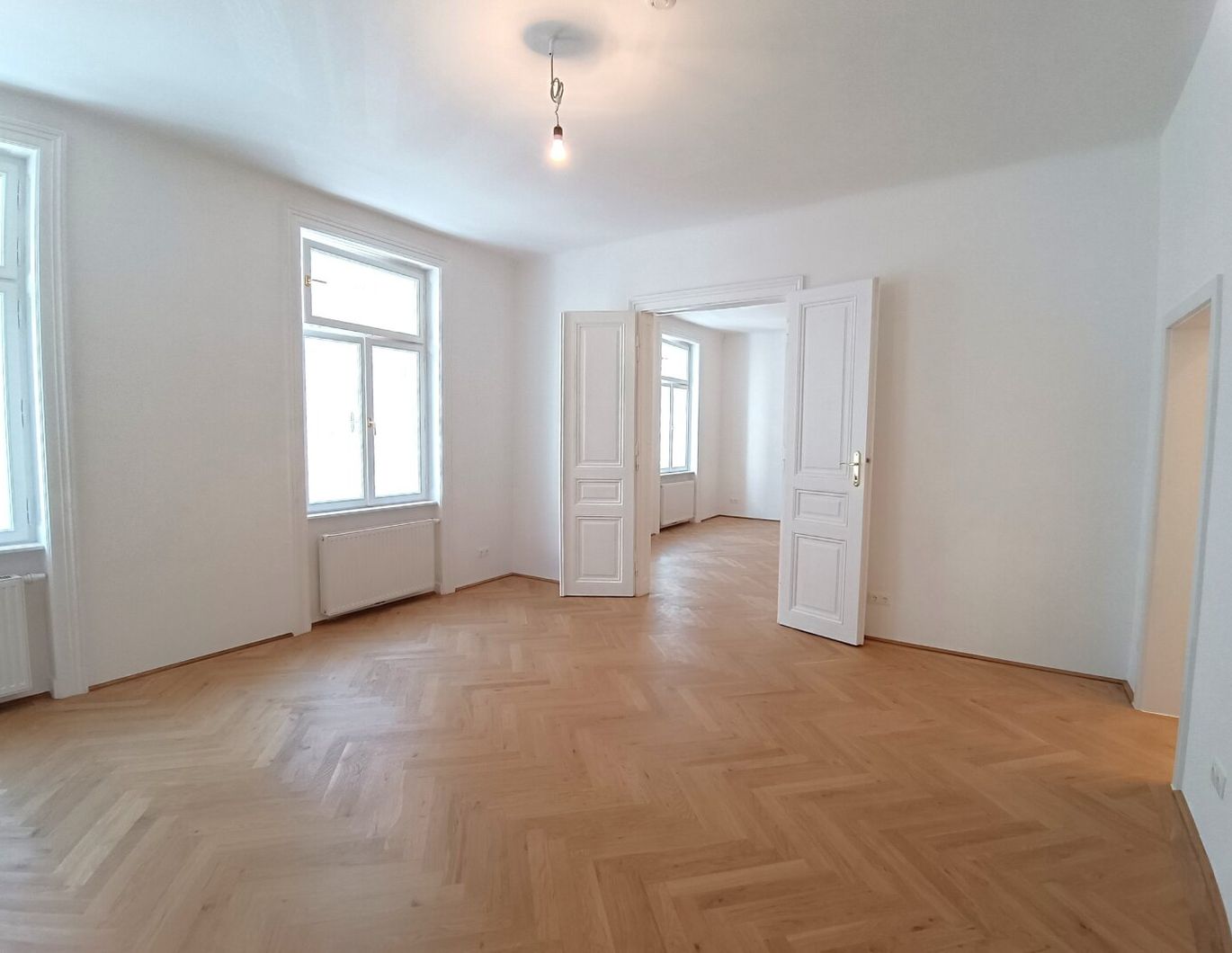 Altbaujuwel mit Erstbezug und U-Bahn Nähe! 3 Zimmer! Nähe Servitenviertel & U4 Friedensbrücke!