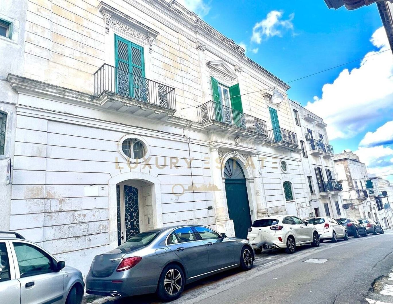 RESTAURIERTER ANTIKER PALAZZO IN OSTUNI