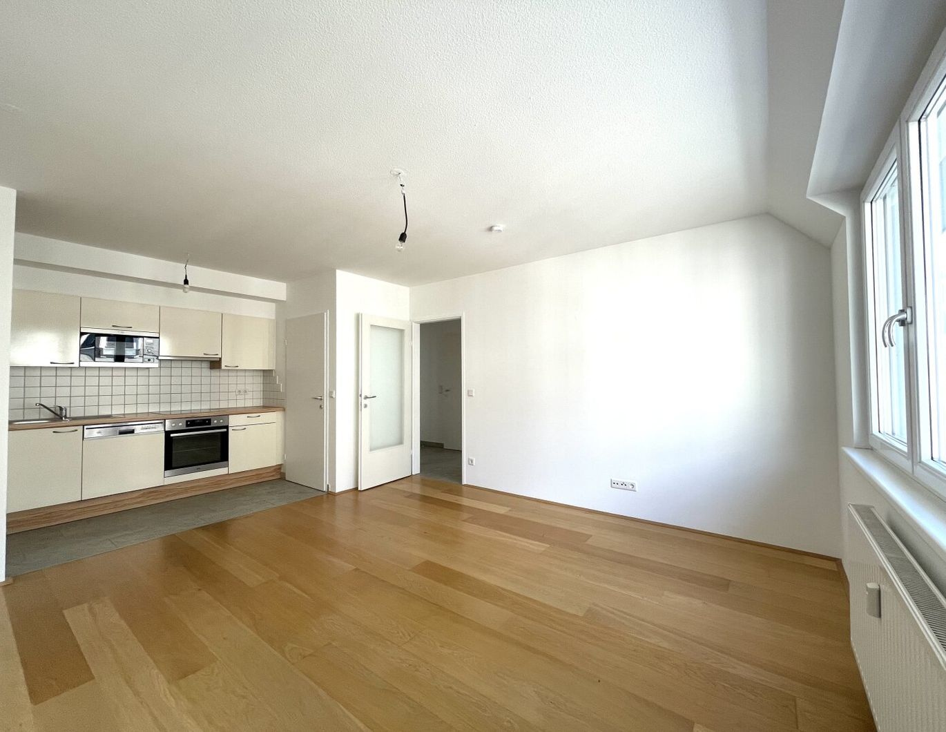 2 Zimmer Dachgeschoss-Wohnung zu kaufen!!