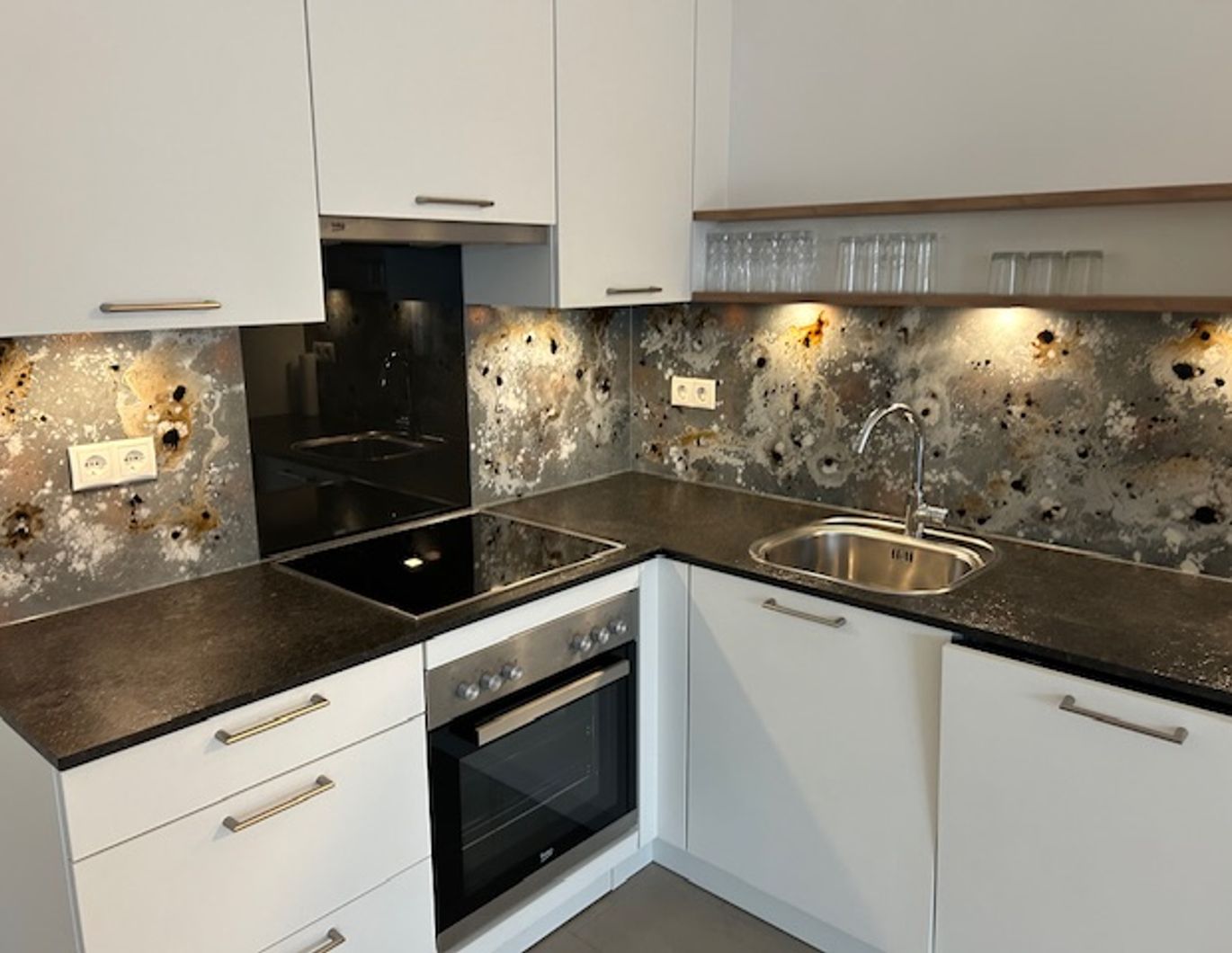 Provisionsfreie möblierte 2-Zimmer Wohnung mit Garten