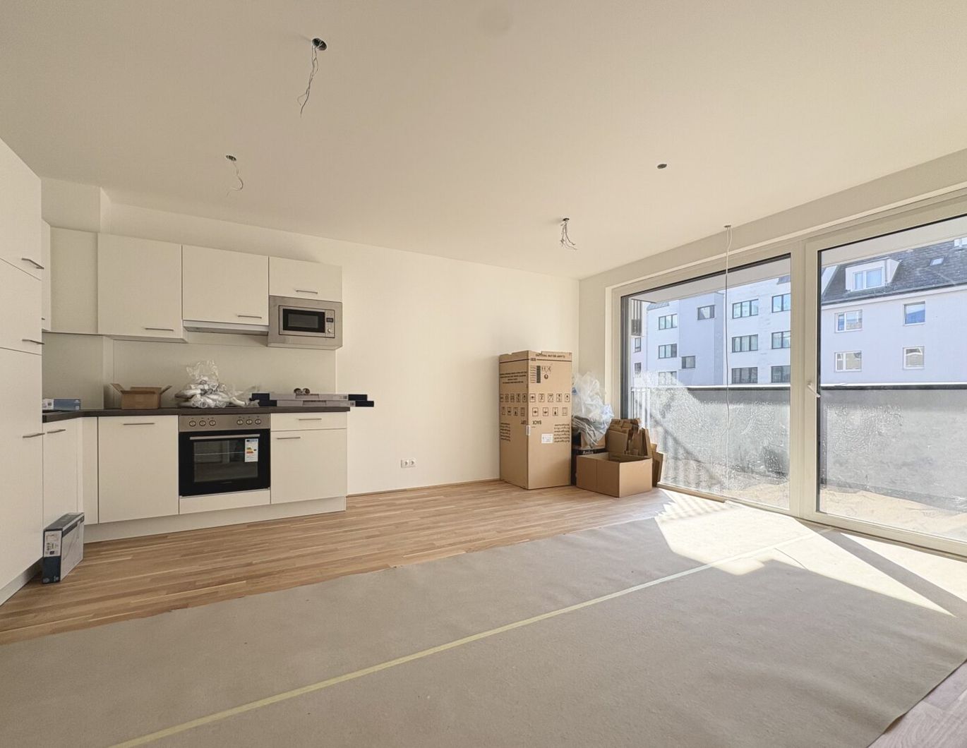 Erstbezug! Sonnige 2 Zi Wohnung mit Aussenfläche - BEZIEHBAR AB MAI