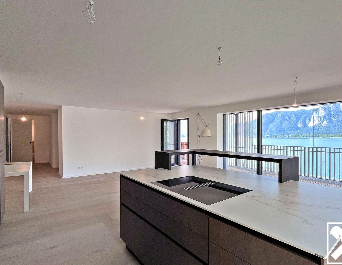 Hochwertige Eigentumswohnung mit privatem Seezugang