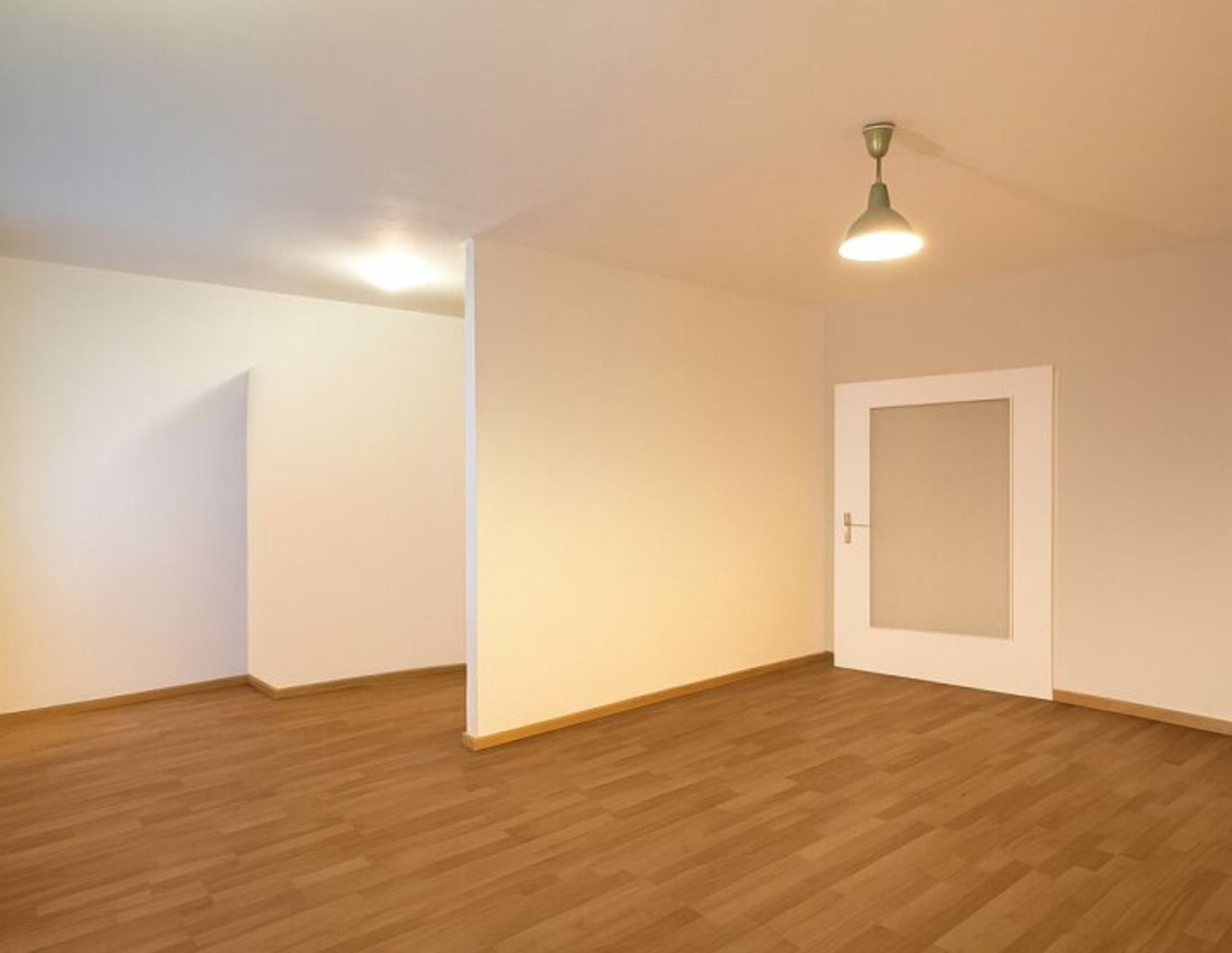 ---Attraktive 1-Zimmer-Wohnung in Augartennähe---