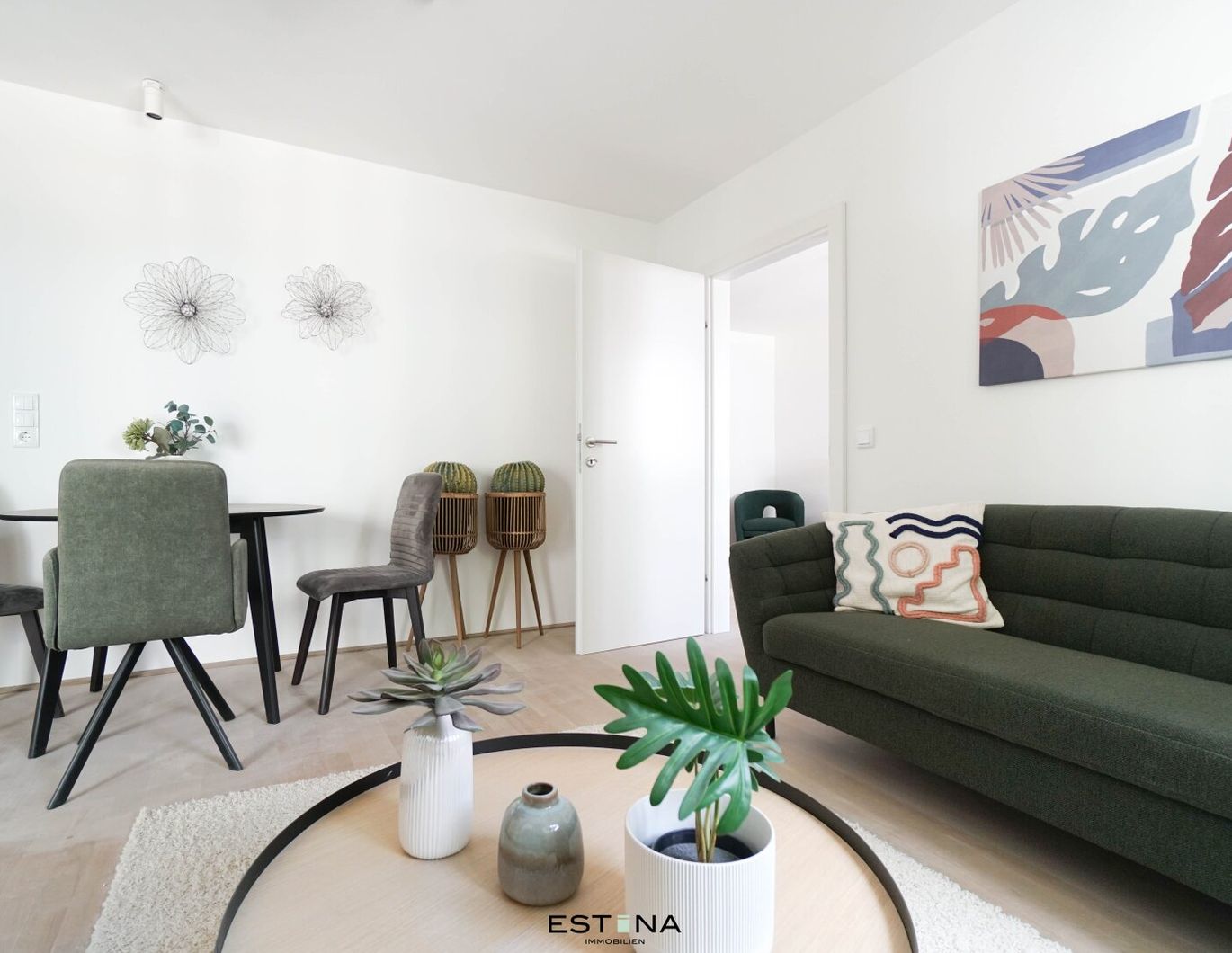 Ihr neues Zuhause wartet! Traumhafte Neubauwohnung mit Loggia