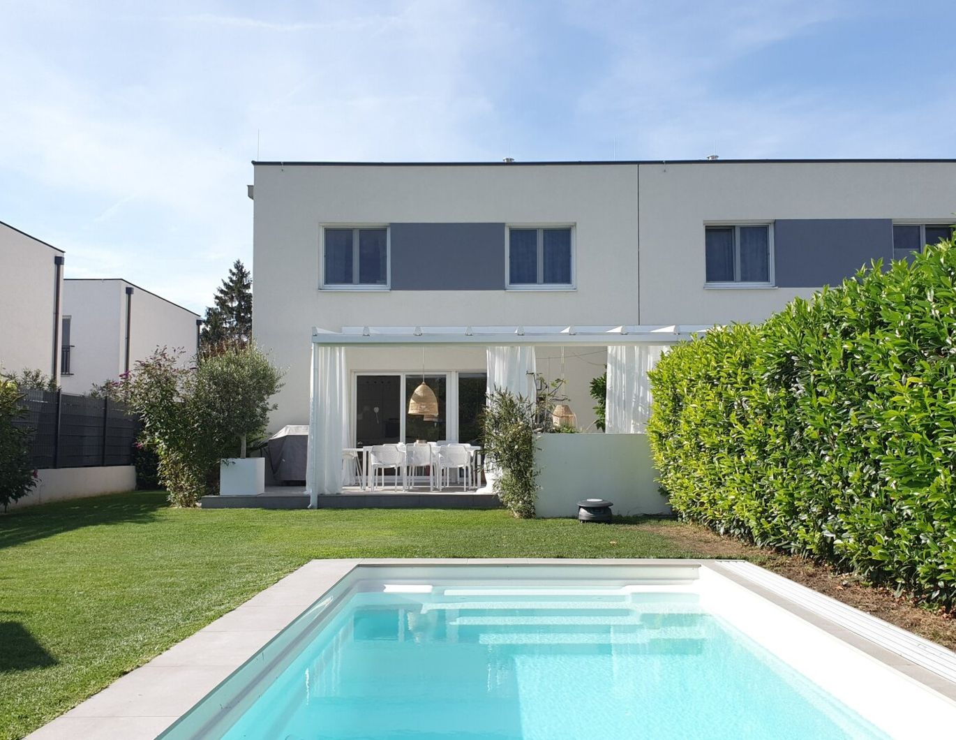 Familientraum mit Pool in Baden - Haidhofsiedlung - PV Anlage - stilvoll - modern - 61m² Wohnkeller