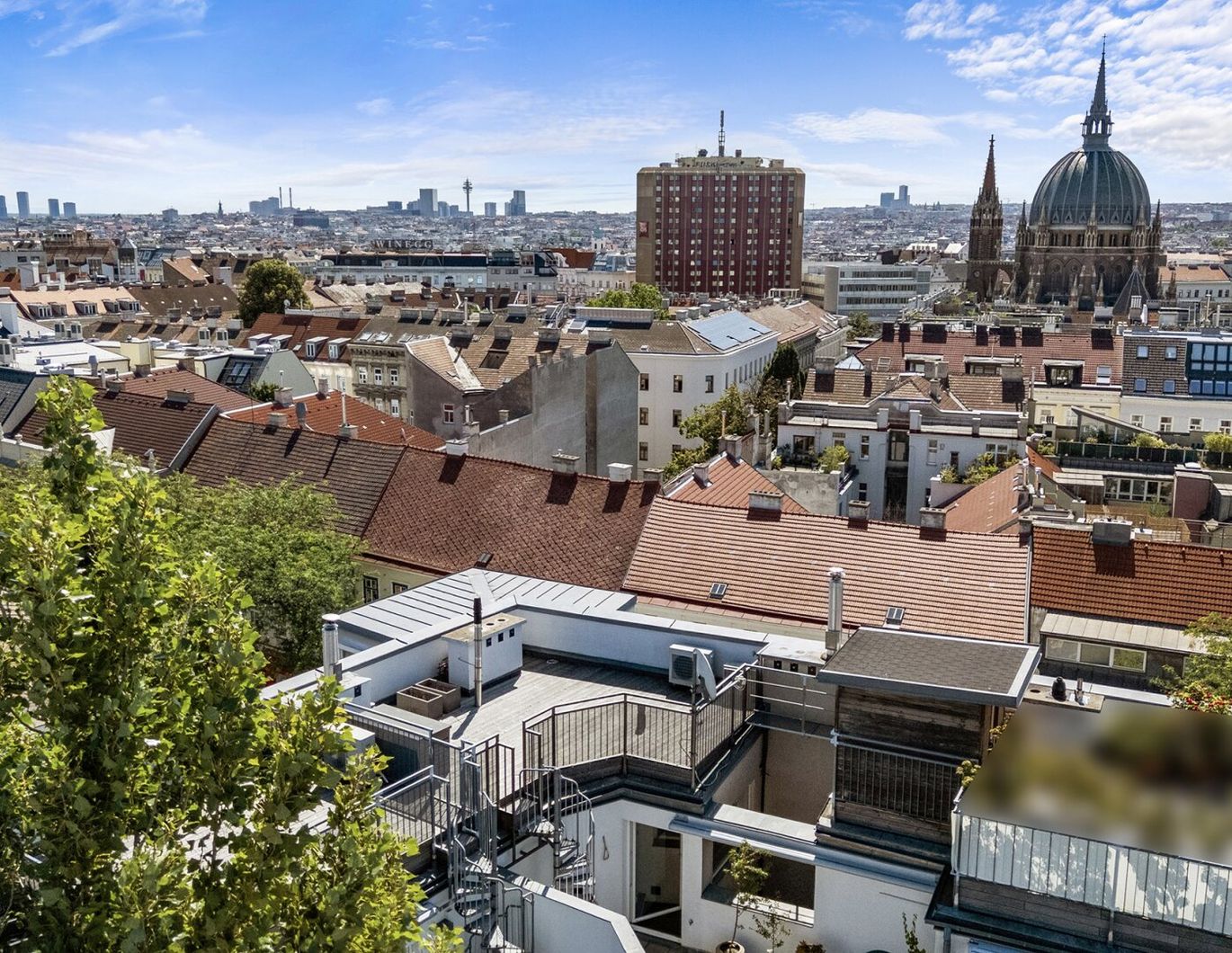 Exklusive Dachgeschoss-Maisonette mit 2 Terrassen & 360° Panoramablick