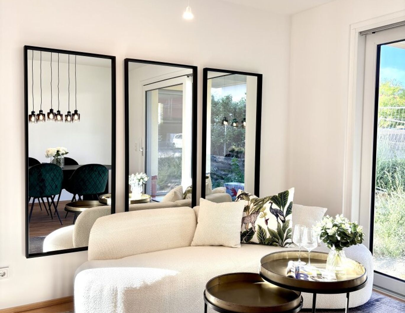 ERSTBEZUG! Wunderschöne 3-Zimmer-Wohnung | Großer Garten | Terrasse und Loggia