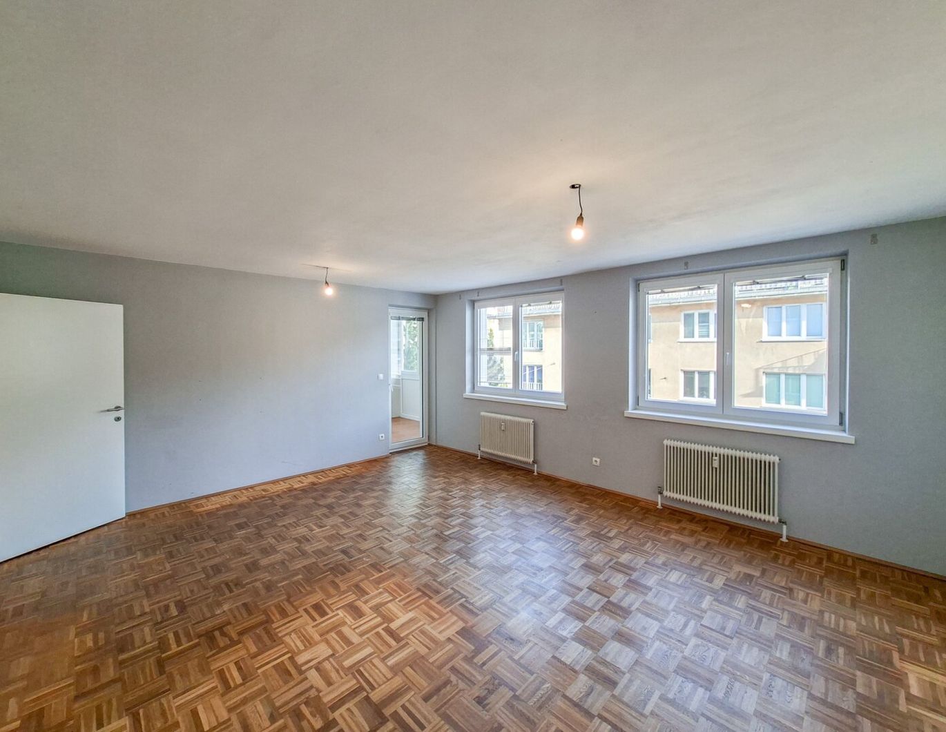 PROVISIONSFREI VOM EIGENTÜMER! SCHÖNE 3-ZIMMER WOHNUNG MIT LOGGIA!